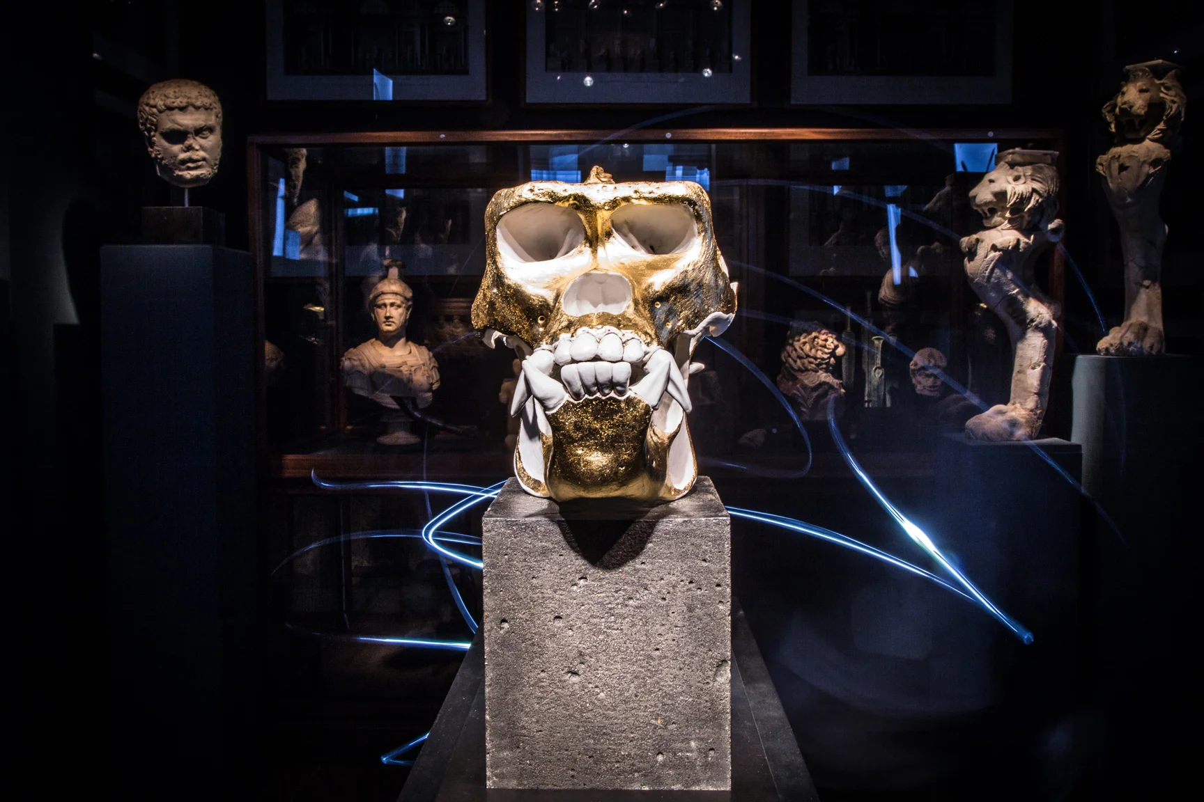 VLECAER_TROPHIES_Brussels_GalleryDesmet(4)_012015.jpg