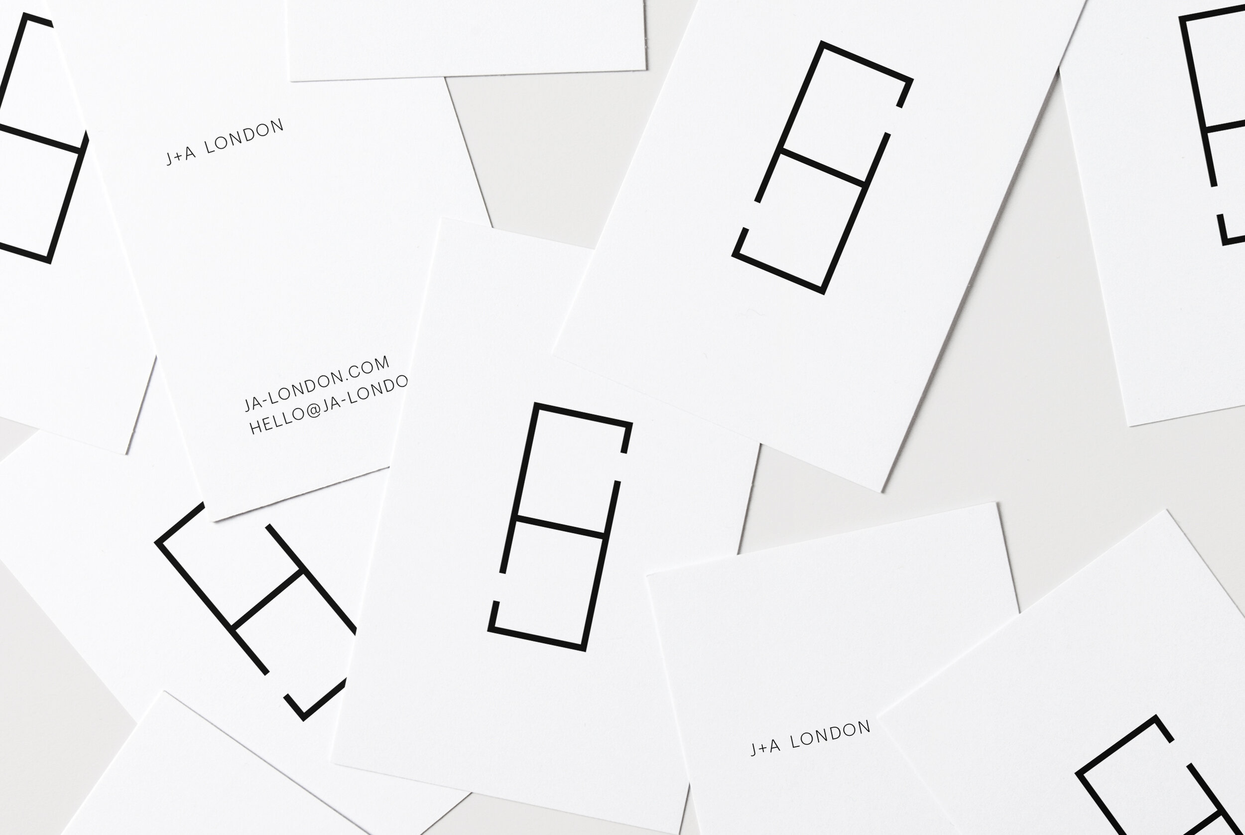 J+A_London_Charlotte_Willow_Retief_Business_Cards.jpg