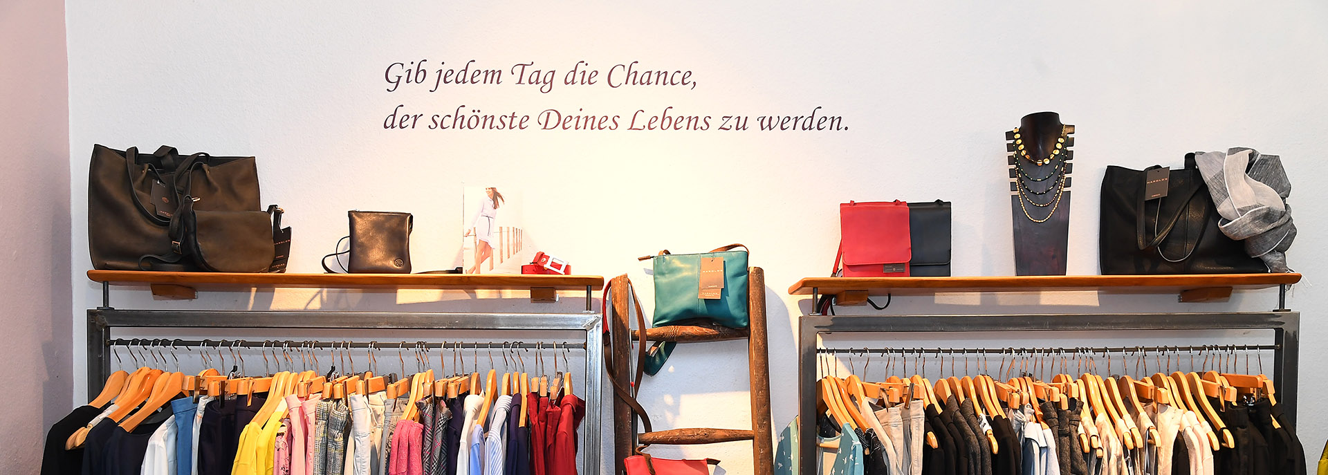 Header_laden.jpg