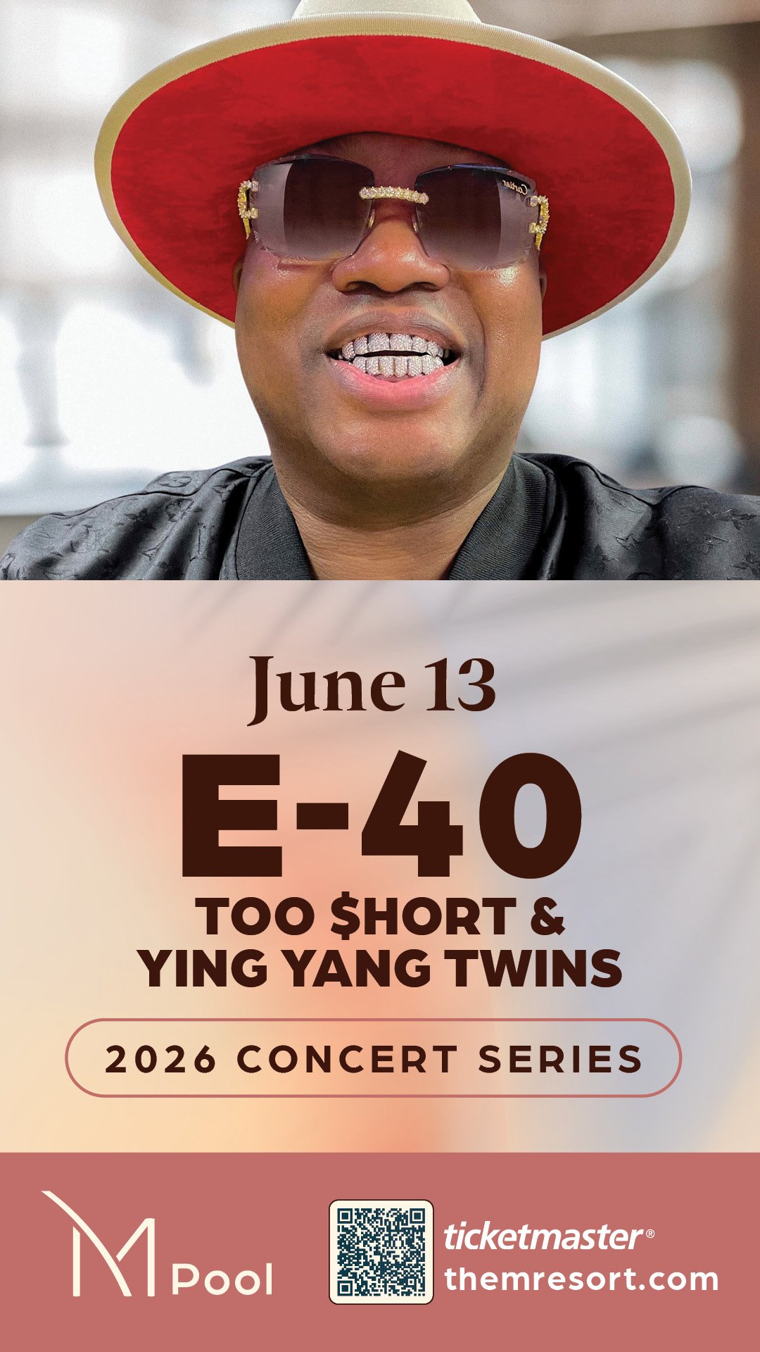 E40 Vertical Advertisement in M Resort Branding