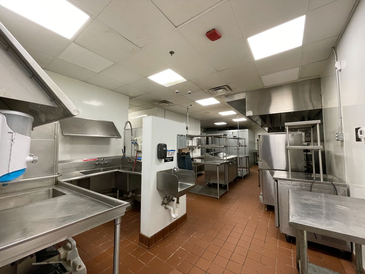 250 WESTMINSTER KITCHEN 04.jpg