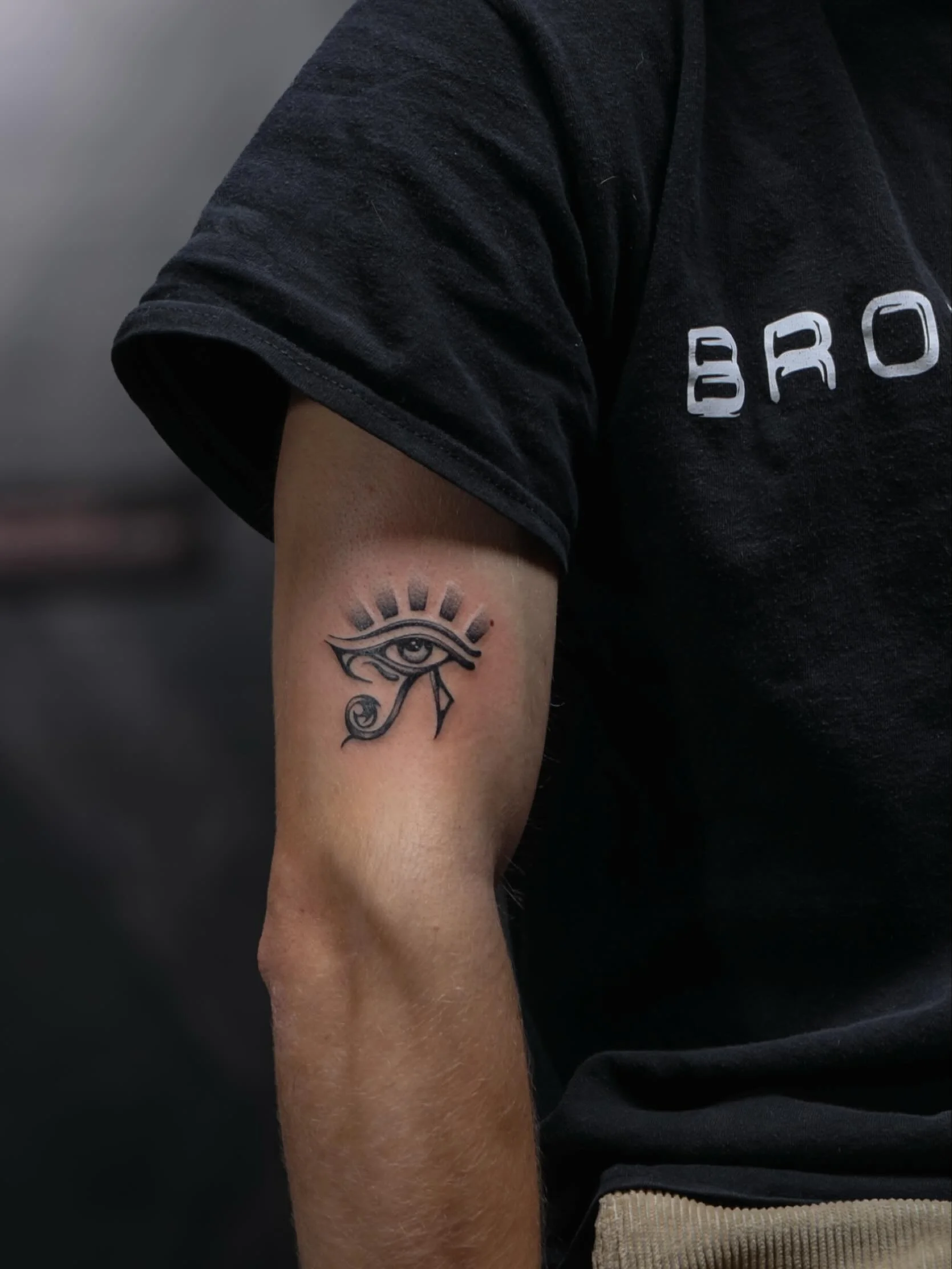 ◾️If you&rsquo;re interested in a specific design, we&rsquo;ll be happy to guide you through the process. You can bring us your idea &mdash; we love seeing your creative proposals and will be delighted to place it exactly where you envisioned it.◾️
◾