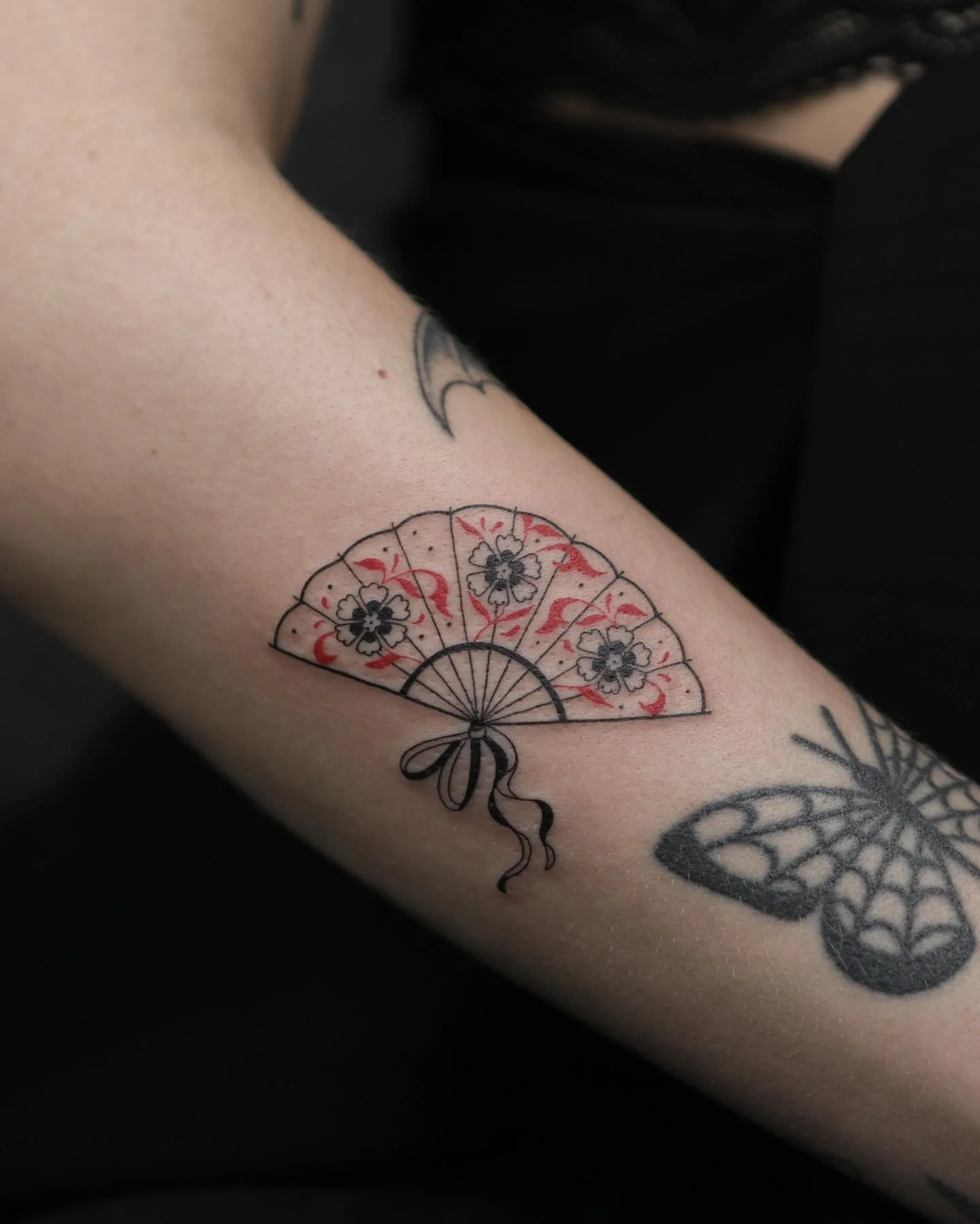 ◾️If you&rsquo;re interested in a specific design, we&rsquo;ll be happy to guide you through the process. You can bring us your idea &mdash; we love seeing your creative proposals and will be delighted to place it exactly where you envisioned it.◾️
◾