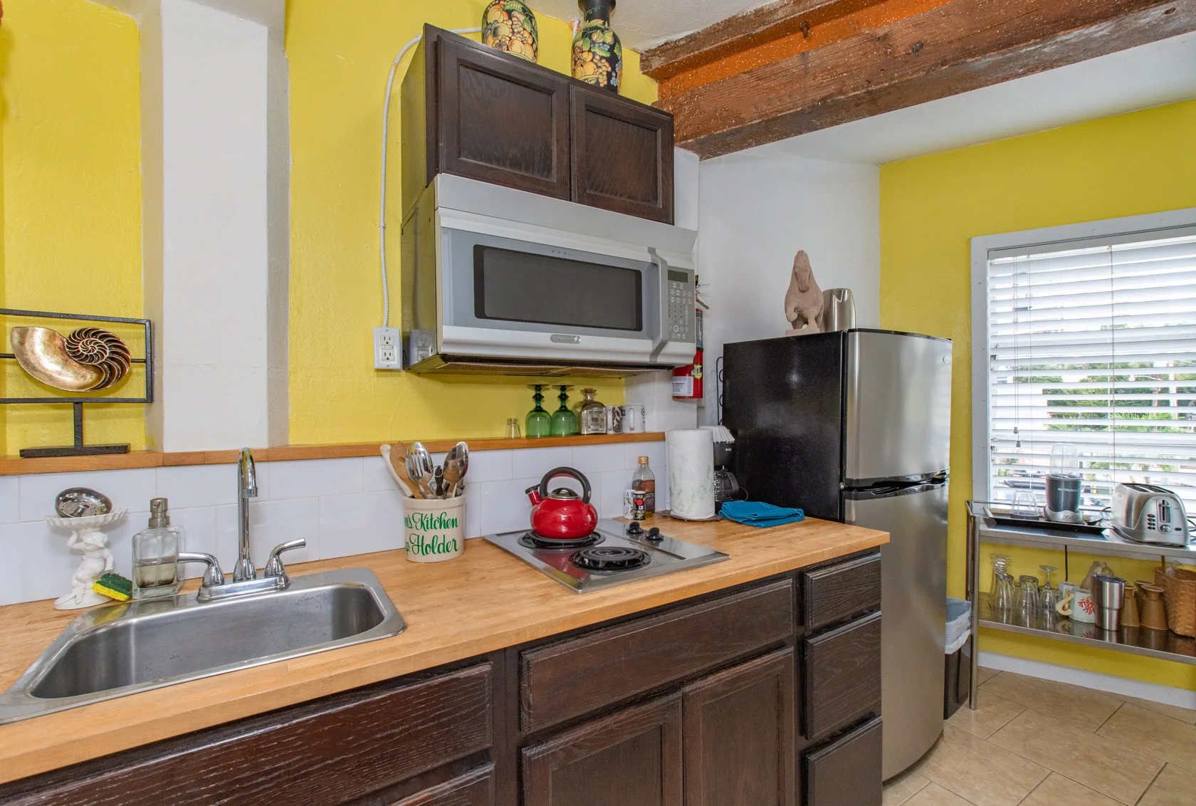 AirBnb-SRQ-Unit2-web-7135.jpg
