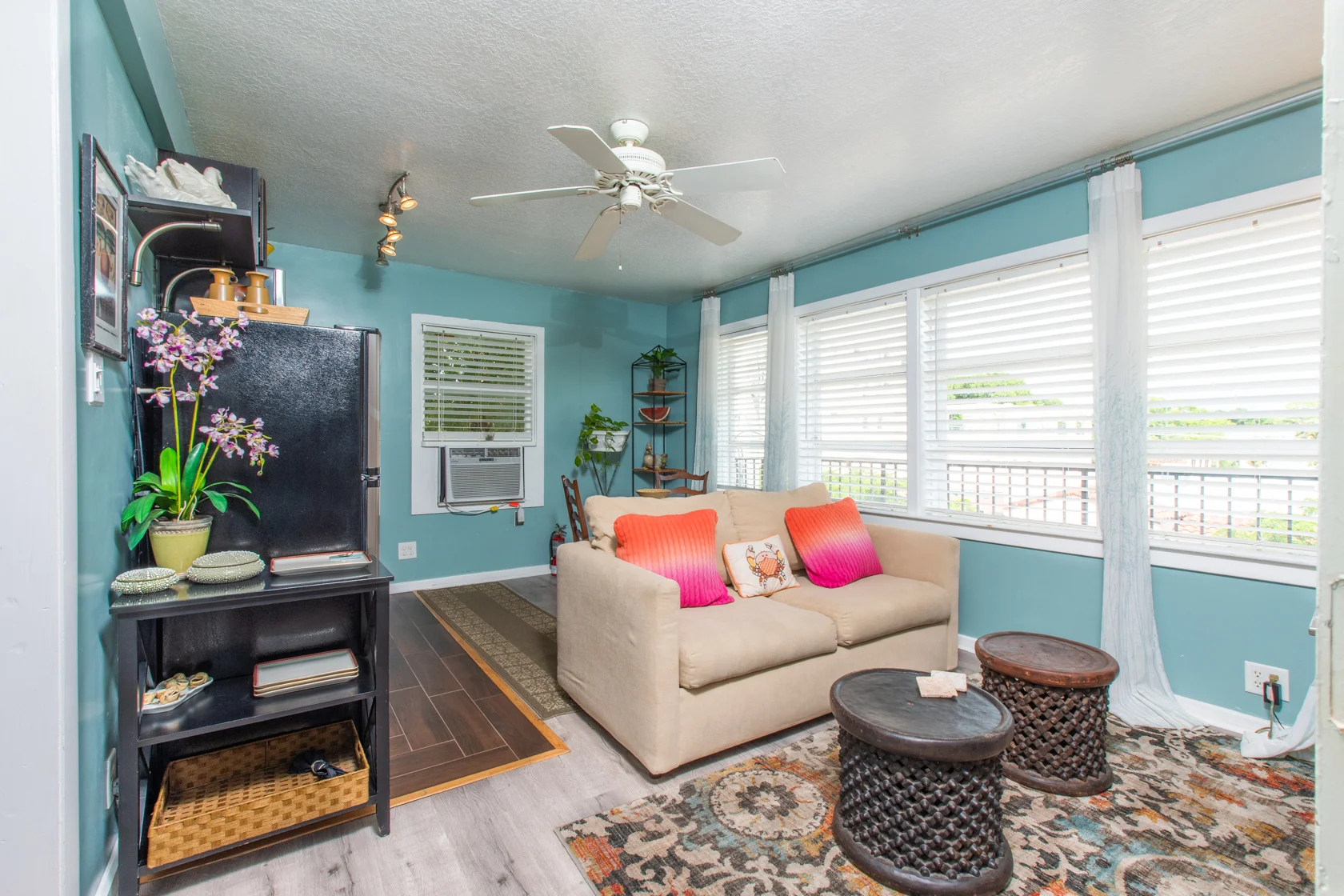 AirBnb-SRQ-Unit7-web-8130 copy.jpg