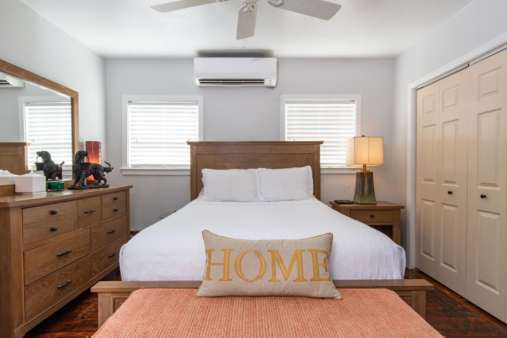 AirBnb-SRQ-Unit8-web-8379.jpg