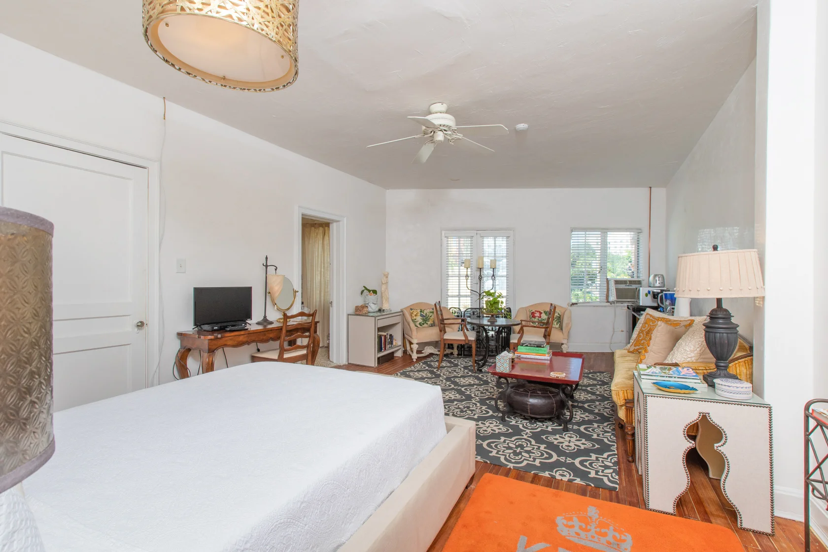 AirBnb-SRQ-Unit11-web-6717.jpg