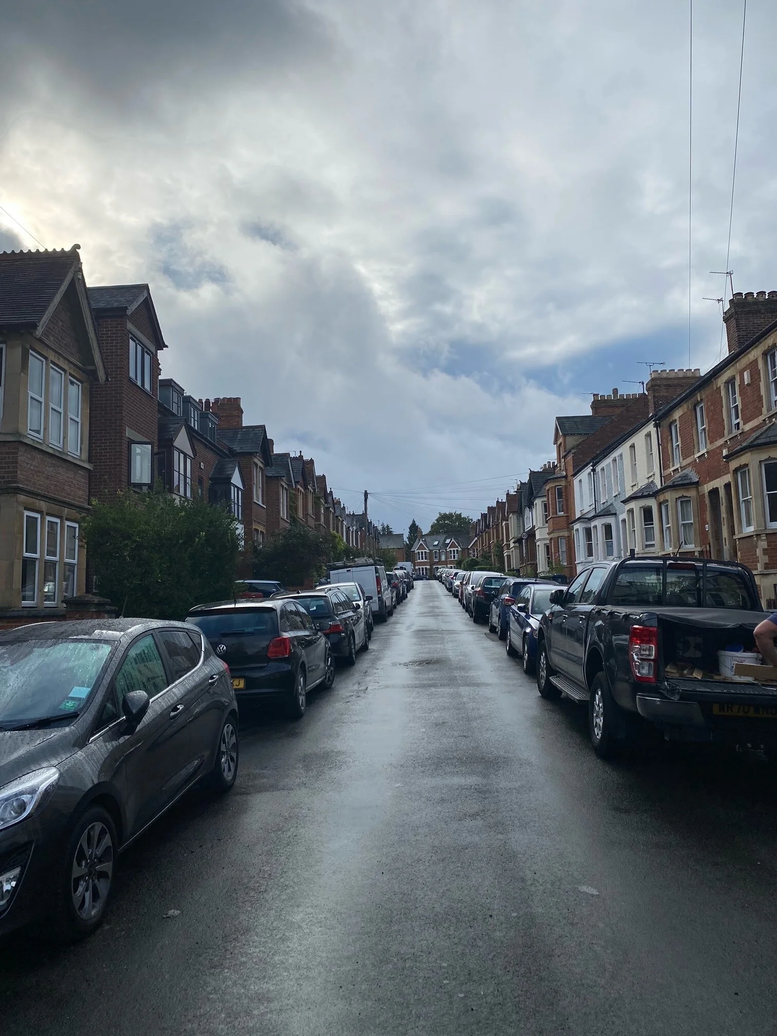 A new model for car sharing in the local community