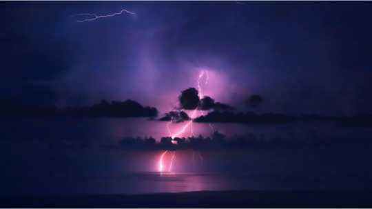 Emma Lightning.png
