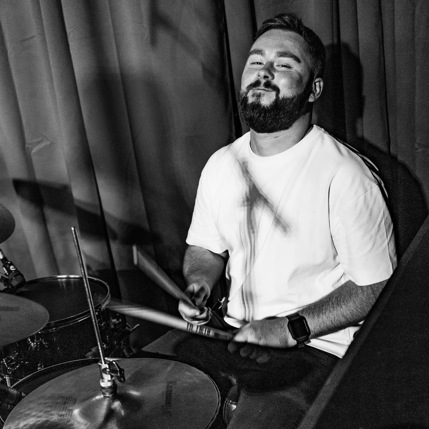 Turning 27 today - feeling grateful to be be able to do my dream every day! 

📸 @_photus