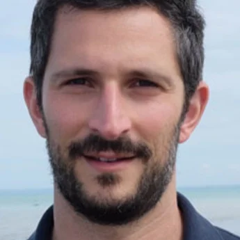 Alex Cerf.png