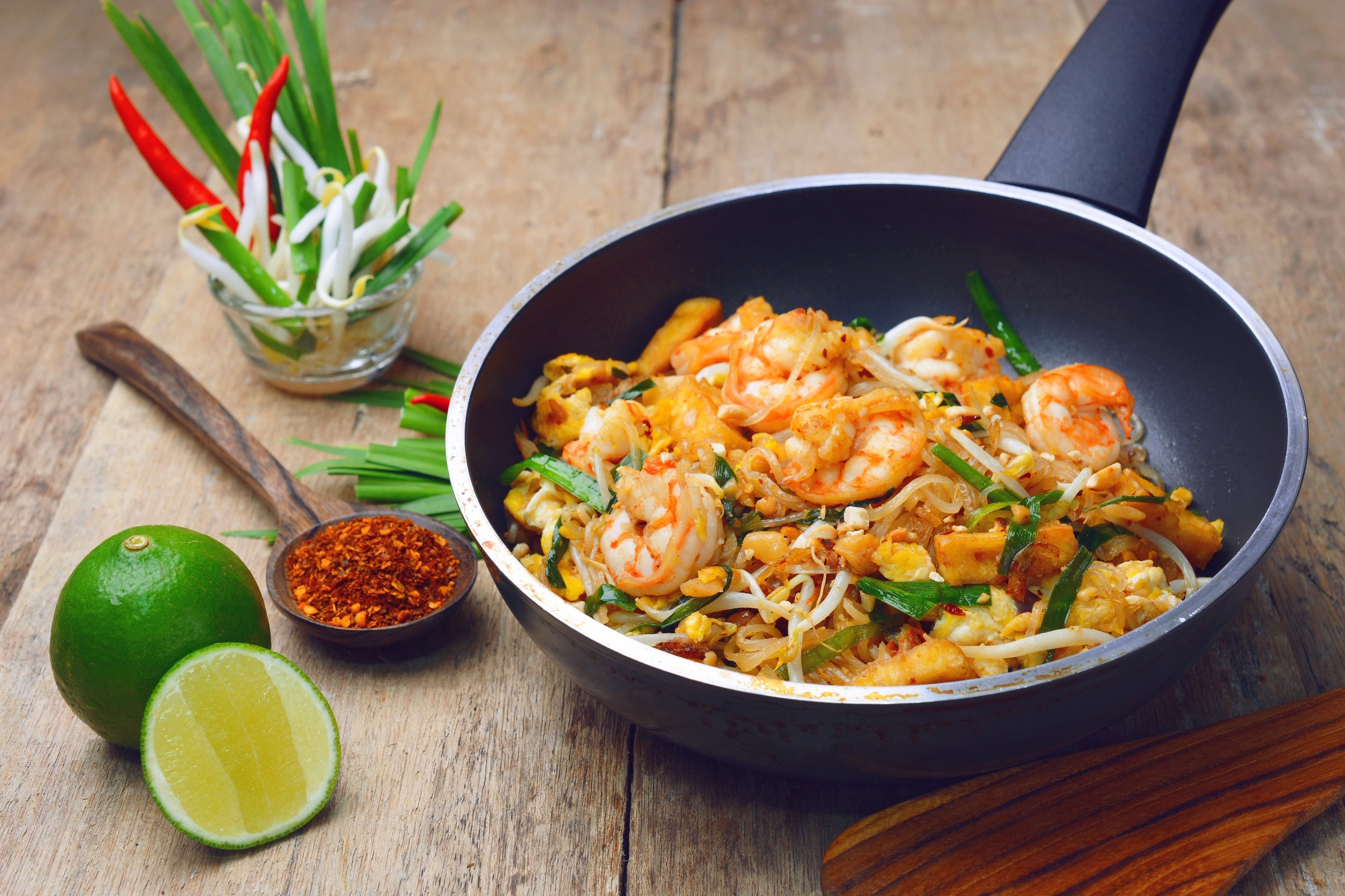 SHRIMP PAD THAI