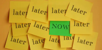 Procrastinating: The Urge of Wanting to Focus but Feeling Stuck