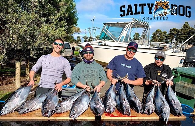 Matt&rsquo;s crew had a ripper of a day! Plenty of laughs, plenty of bluefin and some blue whales. 
To book your next charter with Salty Dog Charters phone or text Dan on; 0407 675 284 😀👍
￼#katchup #tuna #bluefin #bluewhales #southwestvictoria