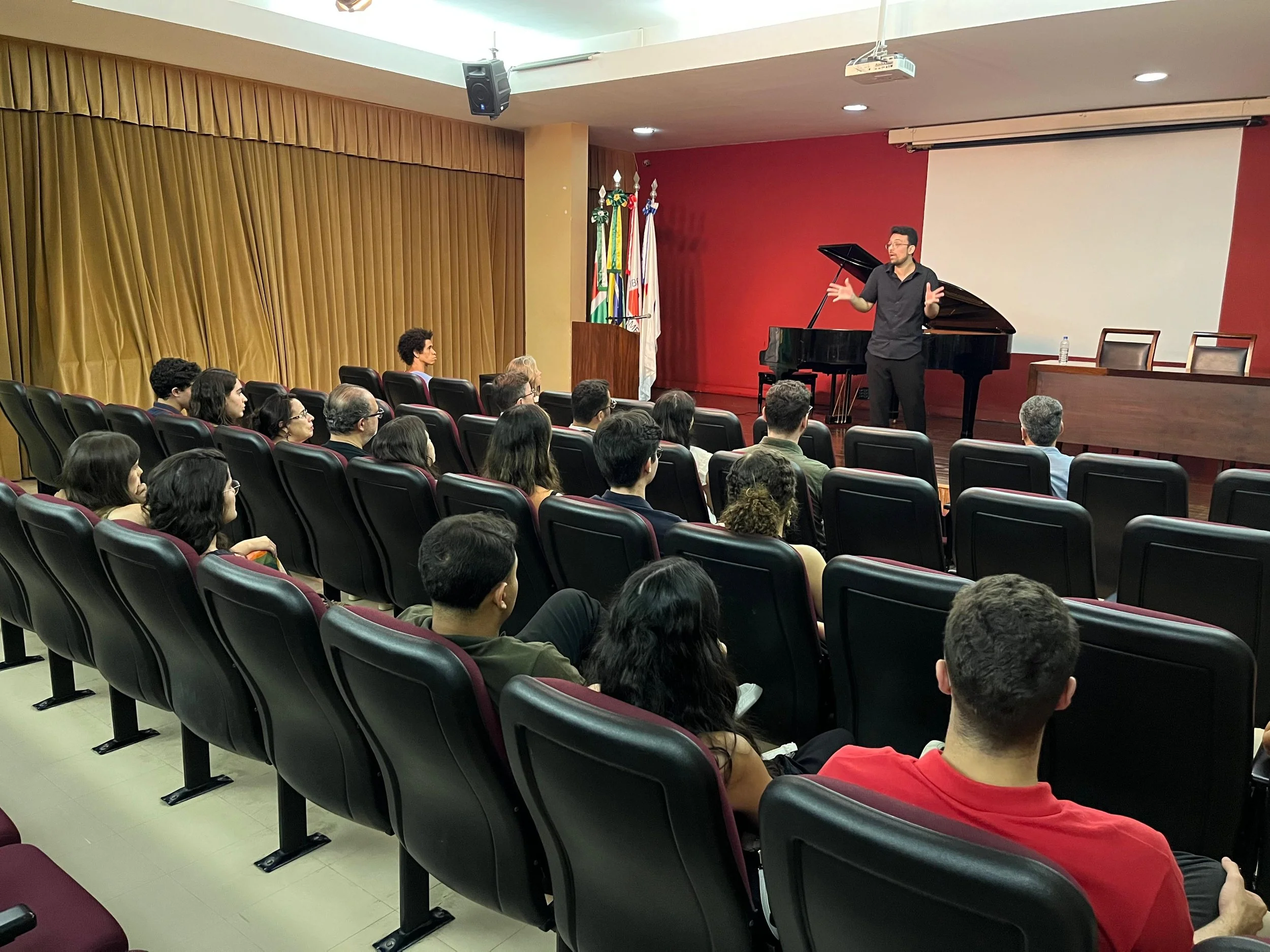 Músicas recebidas por Rosemary Brown são levadas ao público