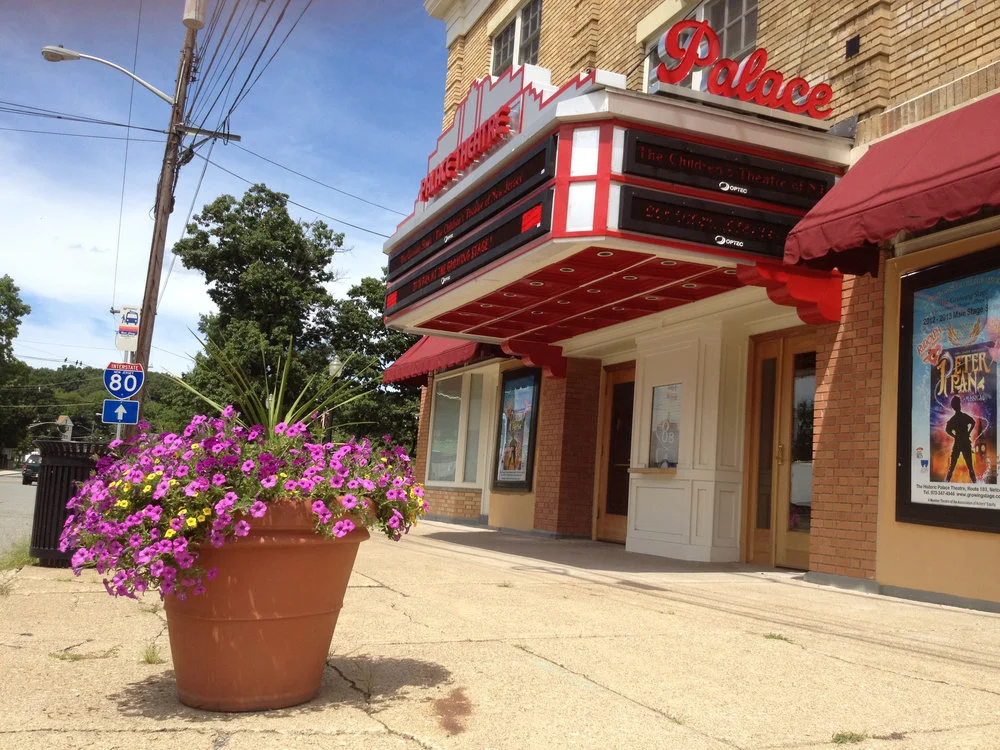 GrowingStagePalaceTheatre.jpg