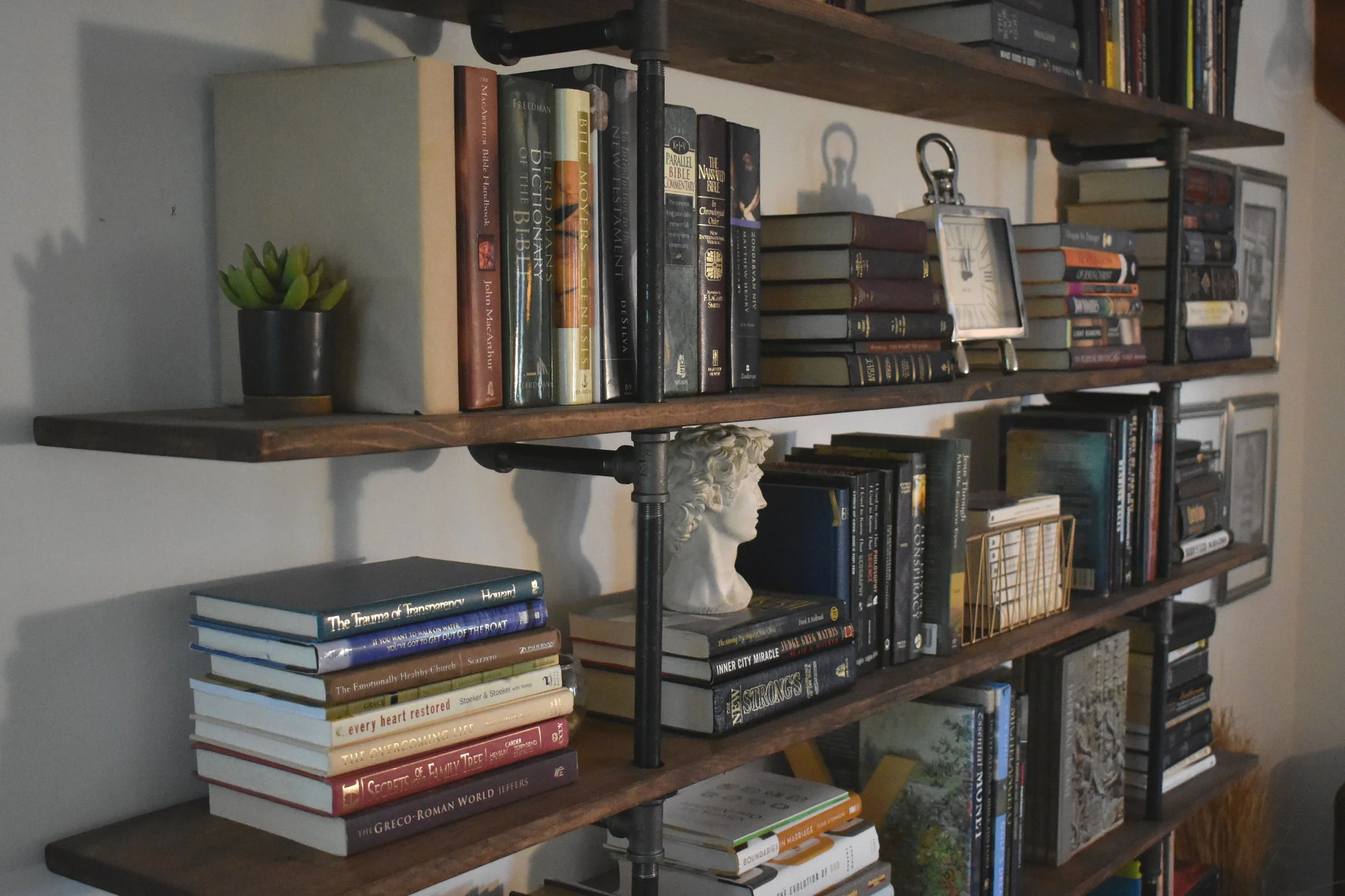 Urban Loft Bookshelf