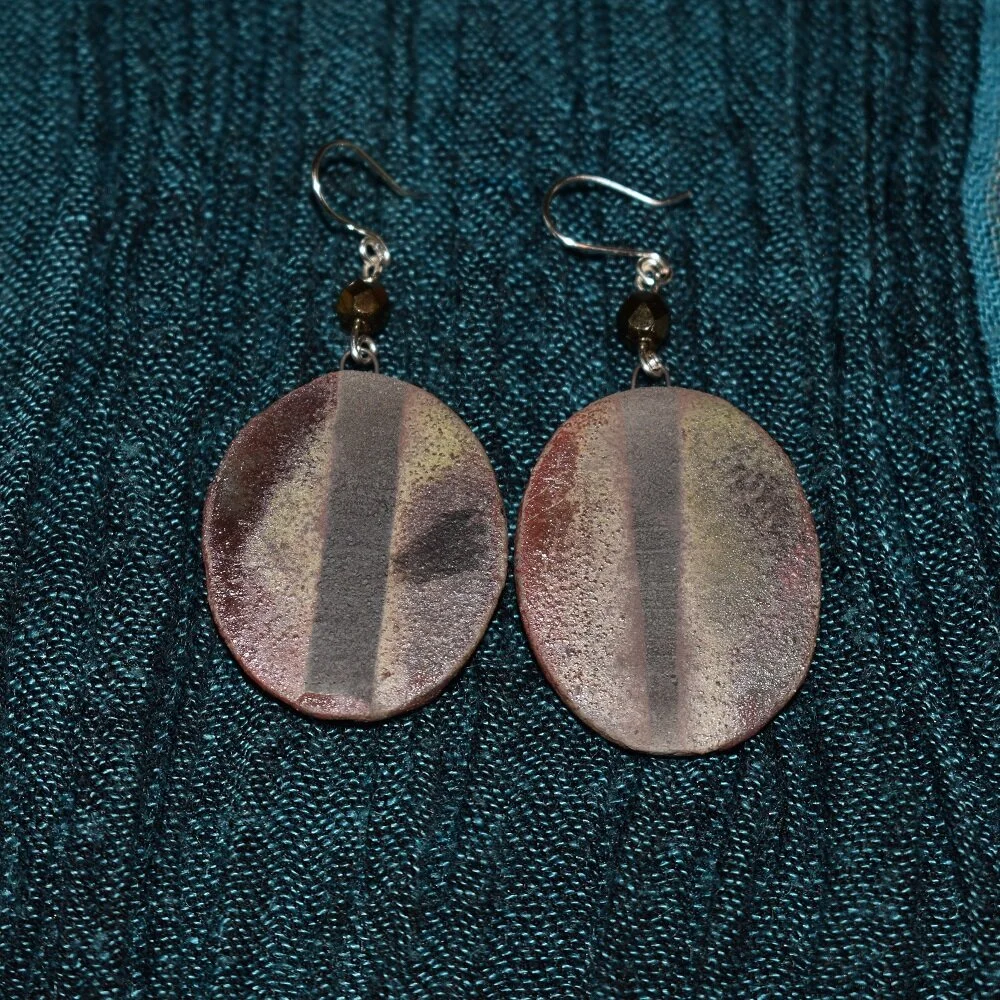 * Batt-Lutz Art Studio