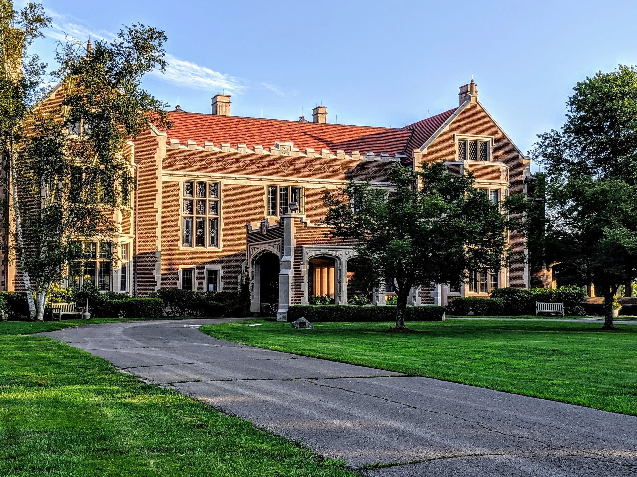 Waveny House