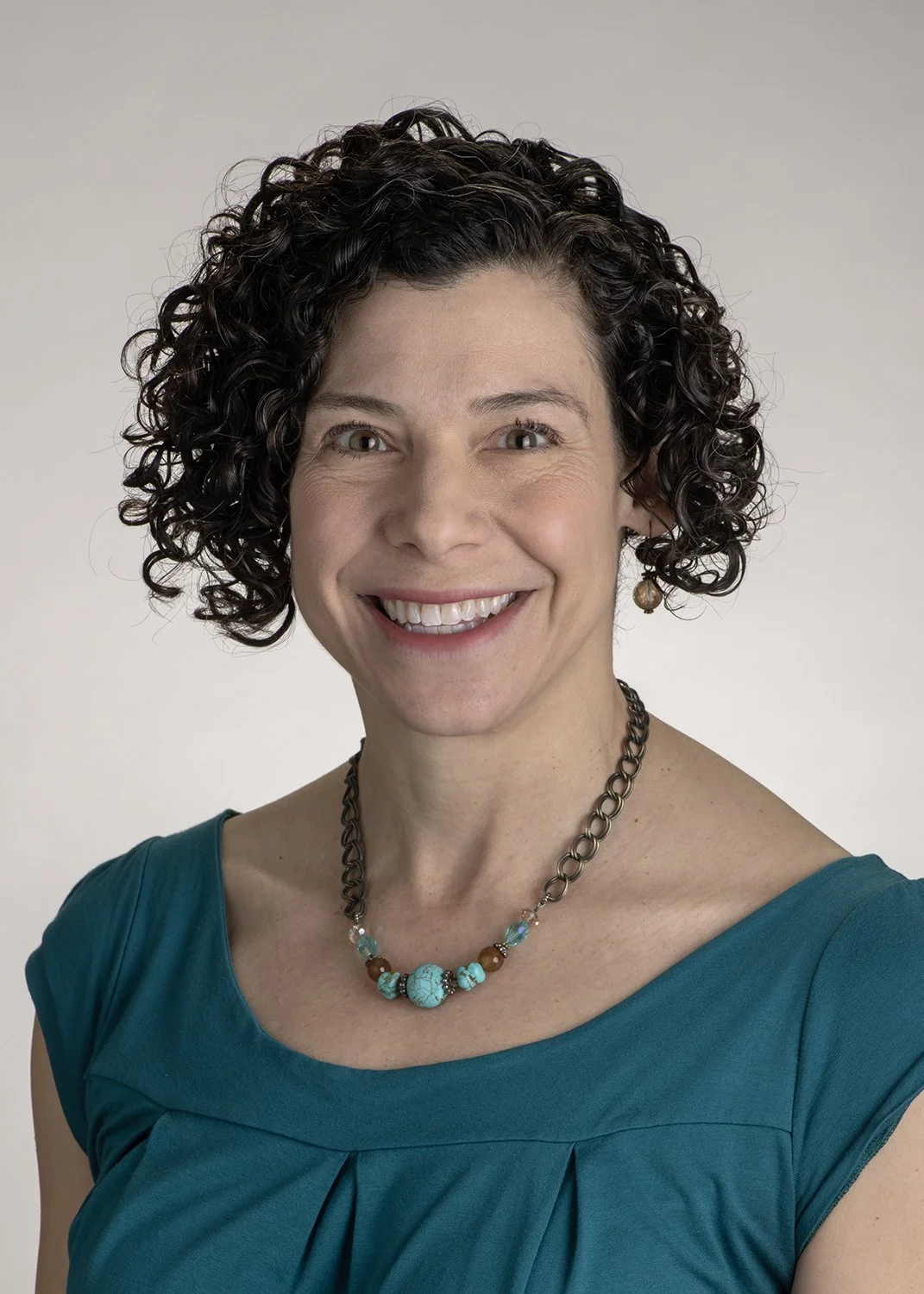 Dr. Nicole Yedlinsky
