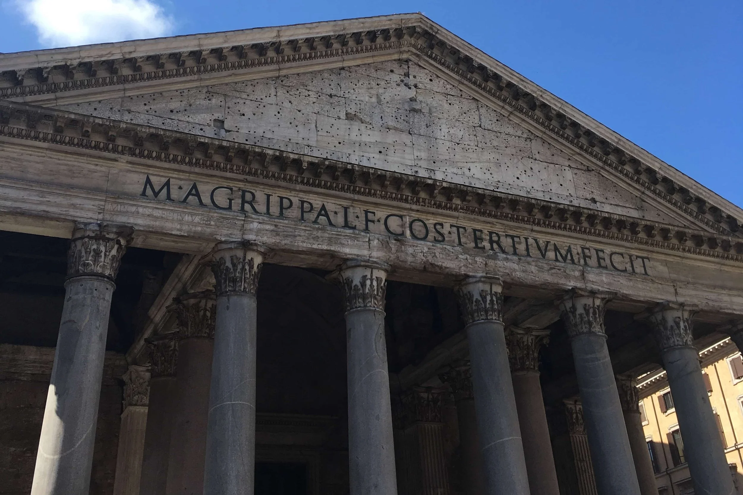 pantheon rome outside columns and triangle rooftop