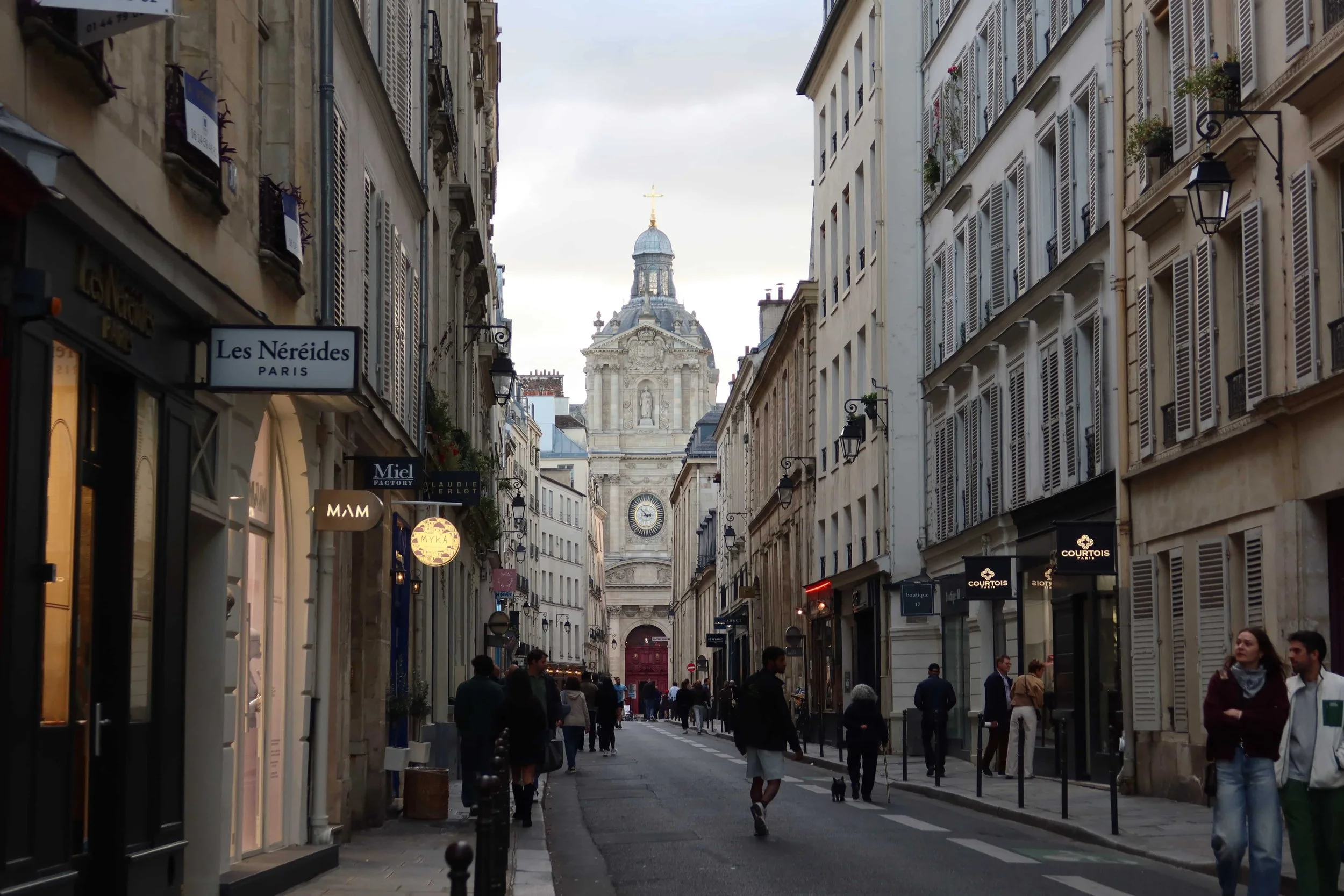 street in paris shopping and church non-touristy