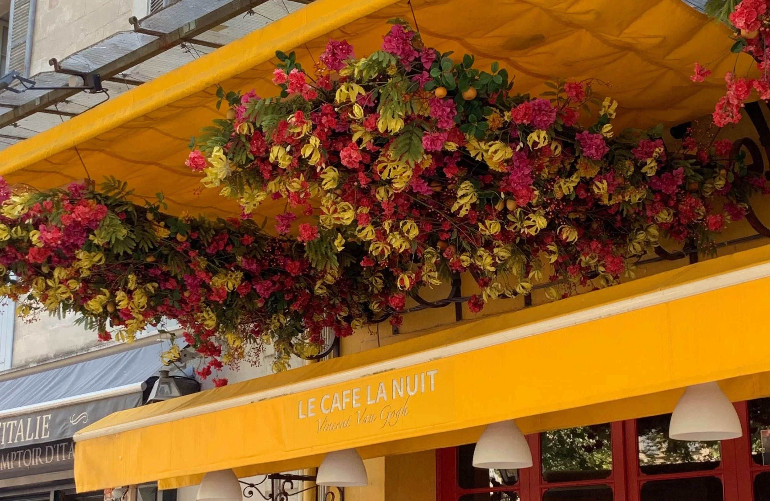 Le Café La Nuit in Arles