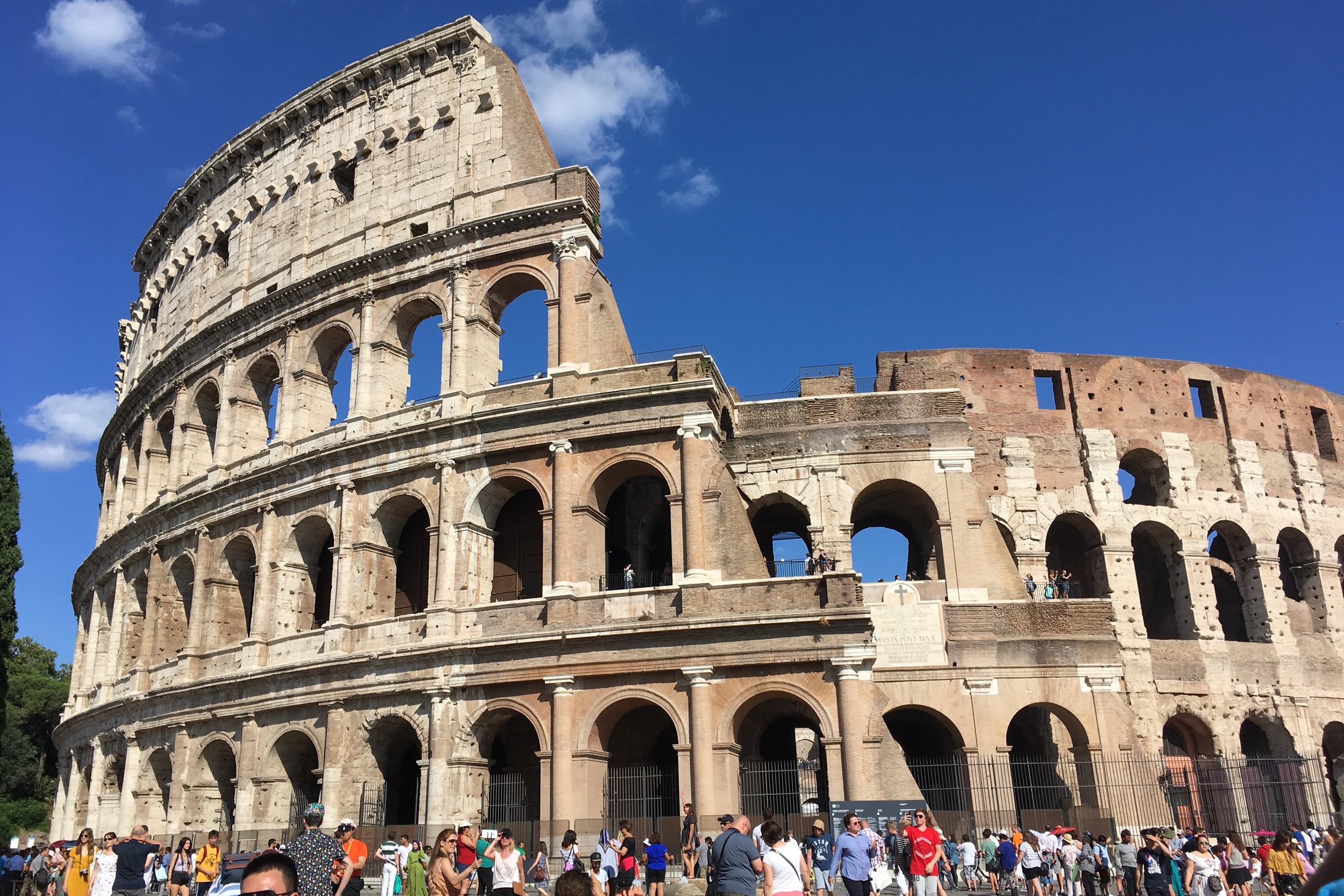 colosseum in rome on a sunny day