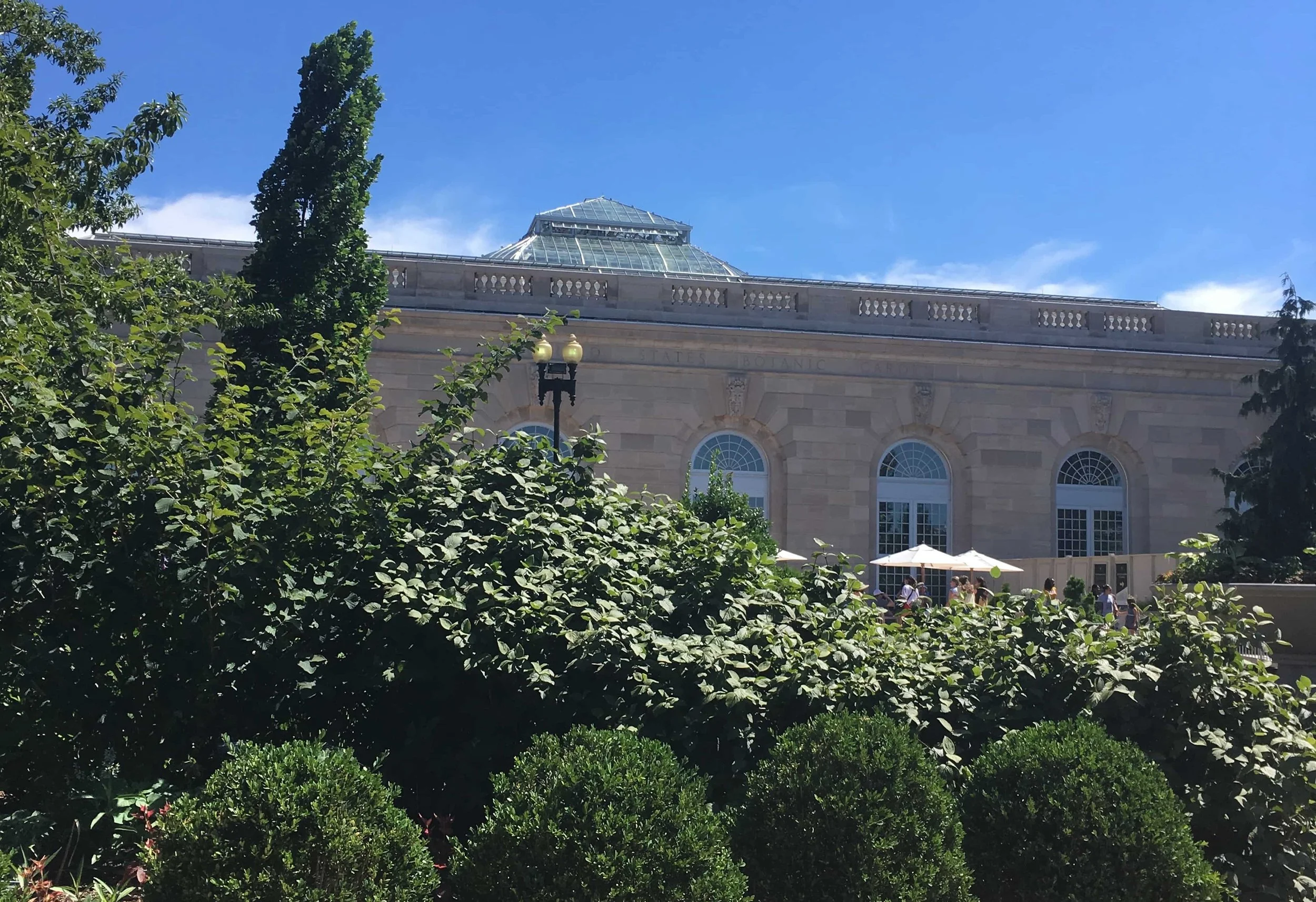 outside botanical gardens dc