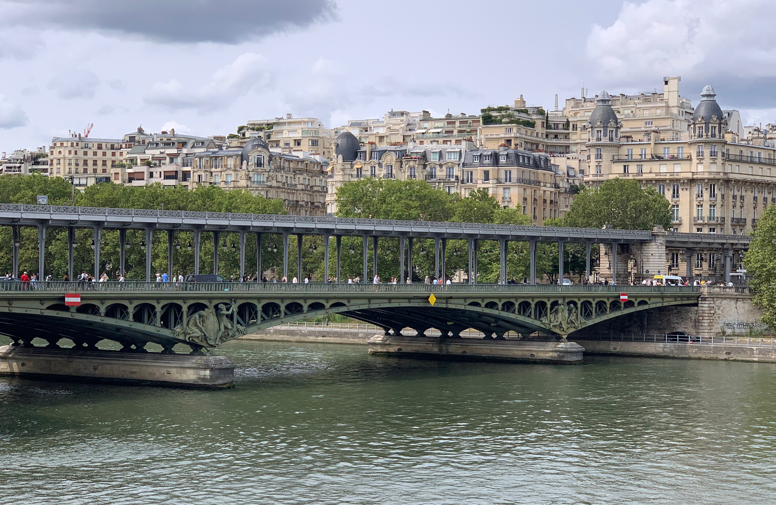 Pont de Bir-Hakiem