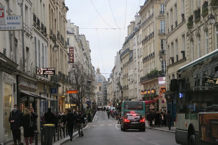 10 Best Neighborhoods in Paris: Where to Stay (A Local’s Guide ...