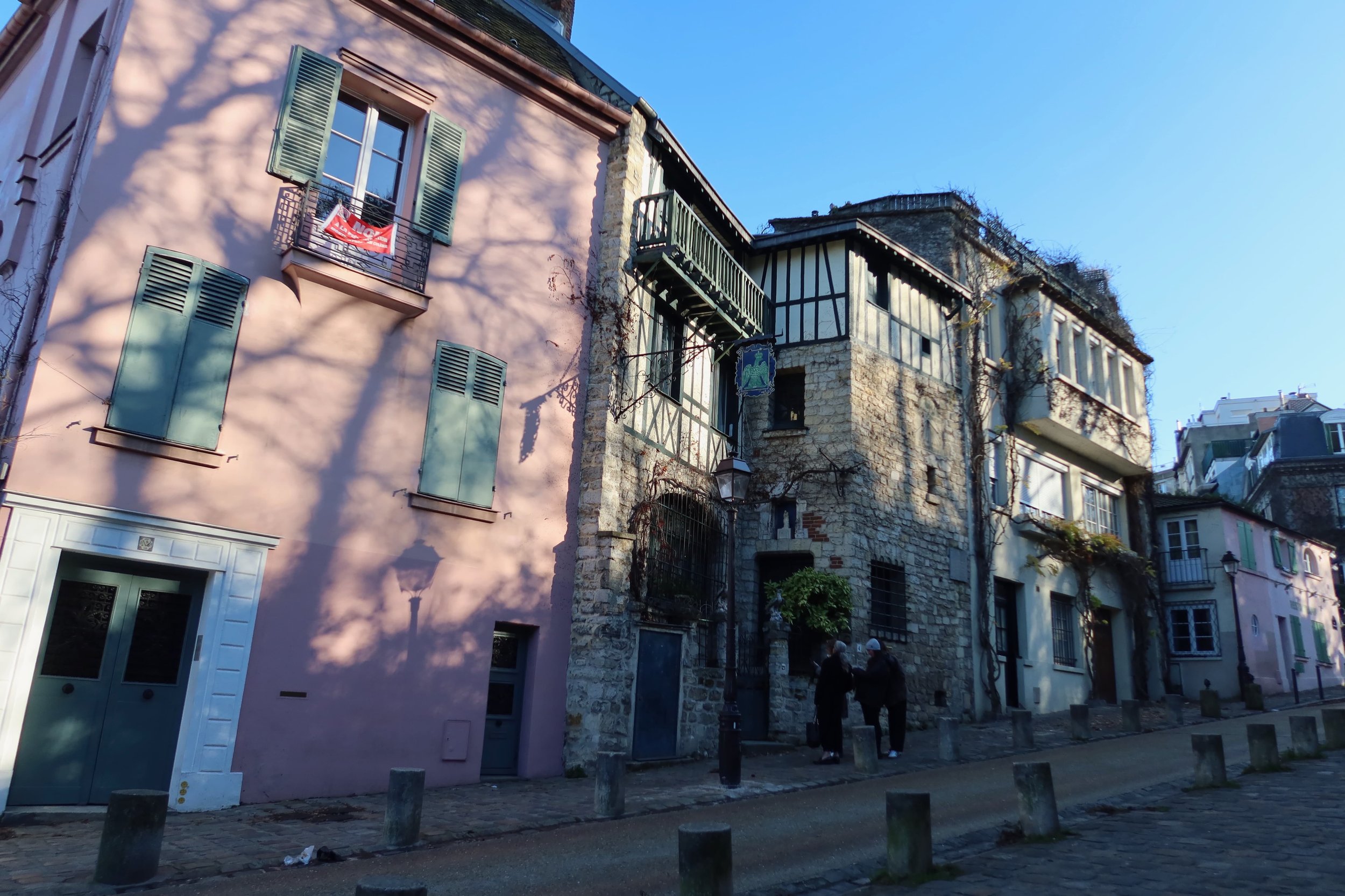 View of the prettiest street in Paris: Rue de l'Abreuvoir