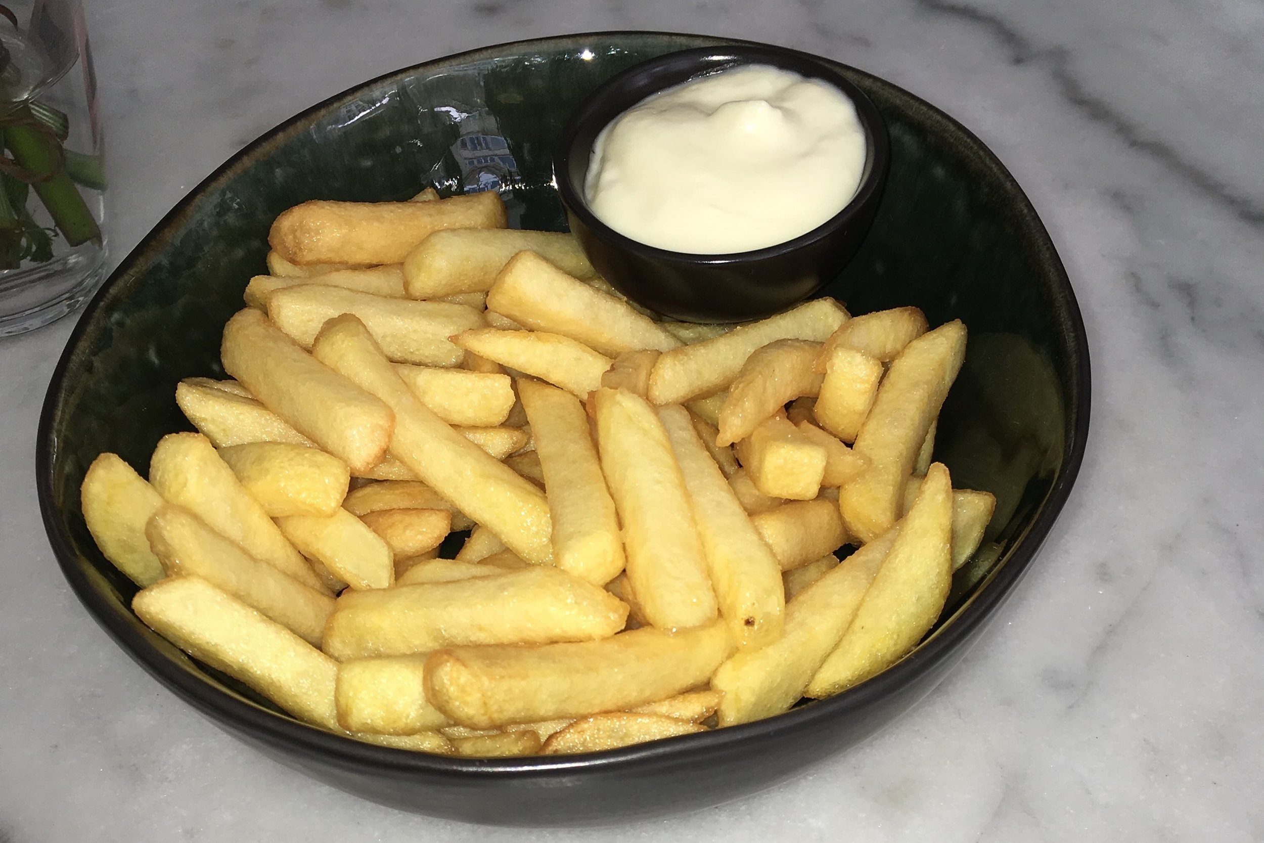 belgian fries with mayo