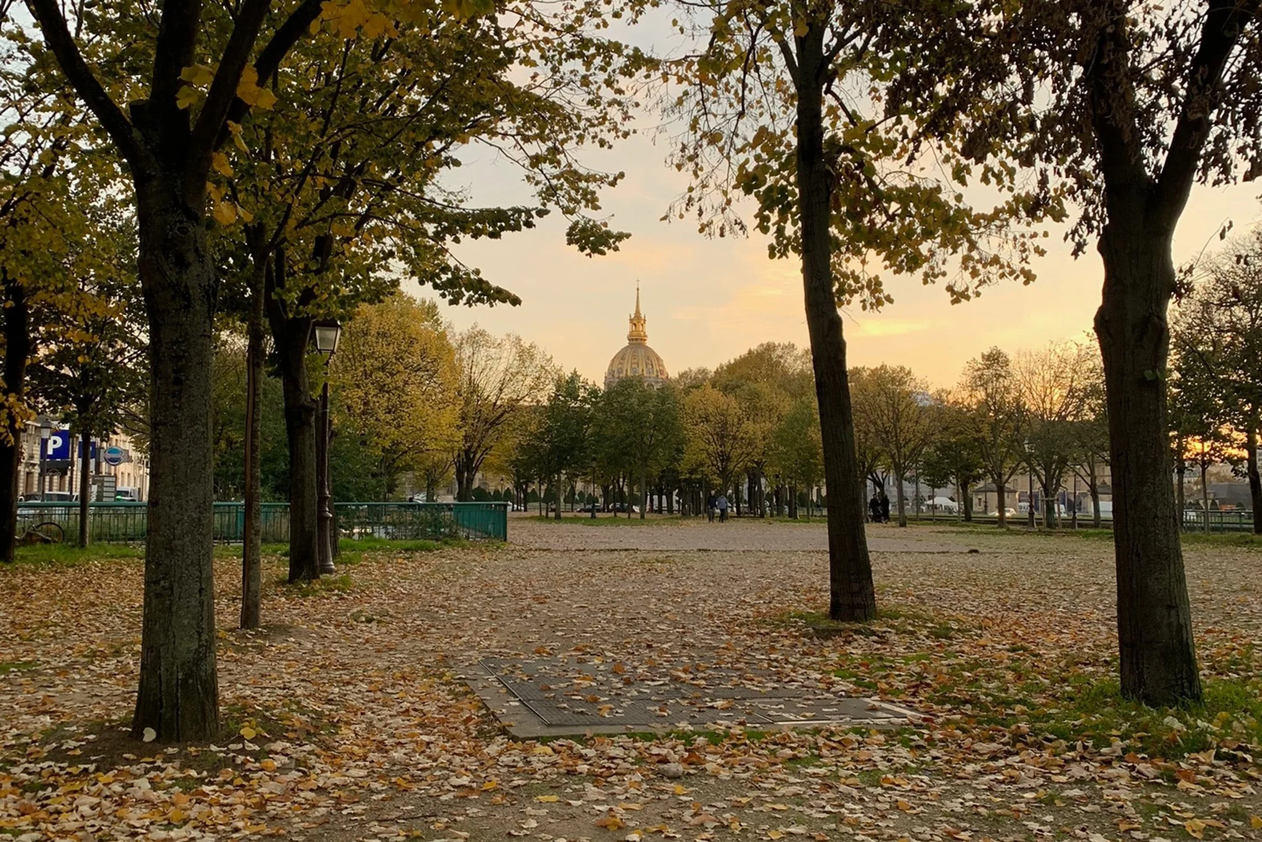 invalides fall foliage paris sunset