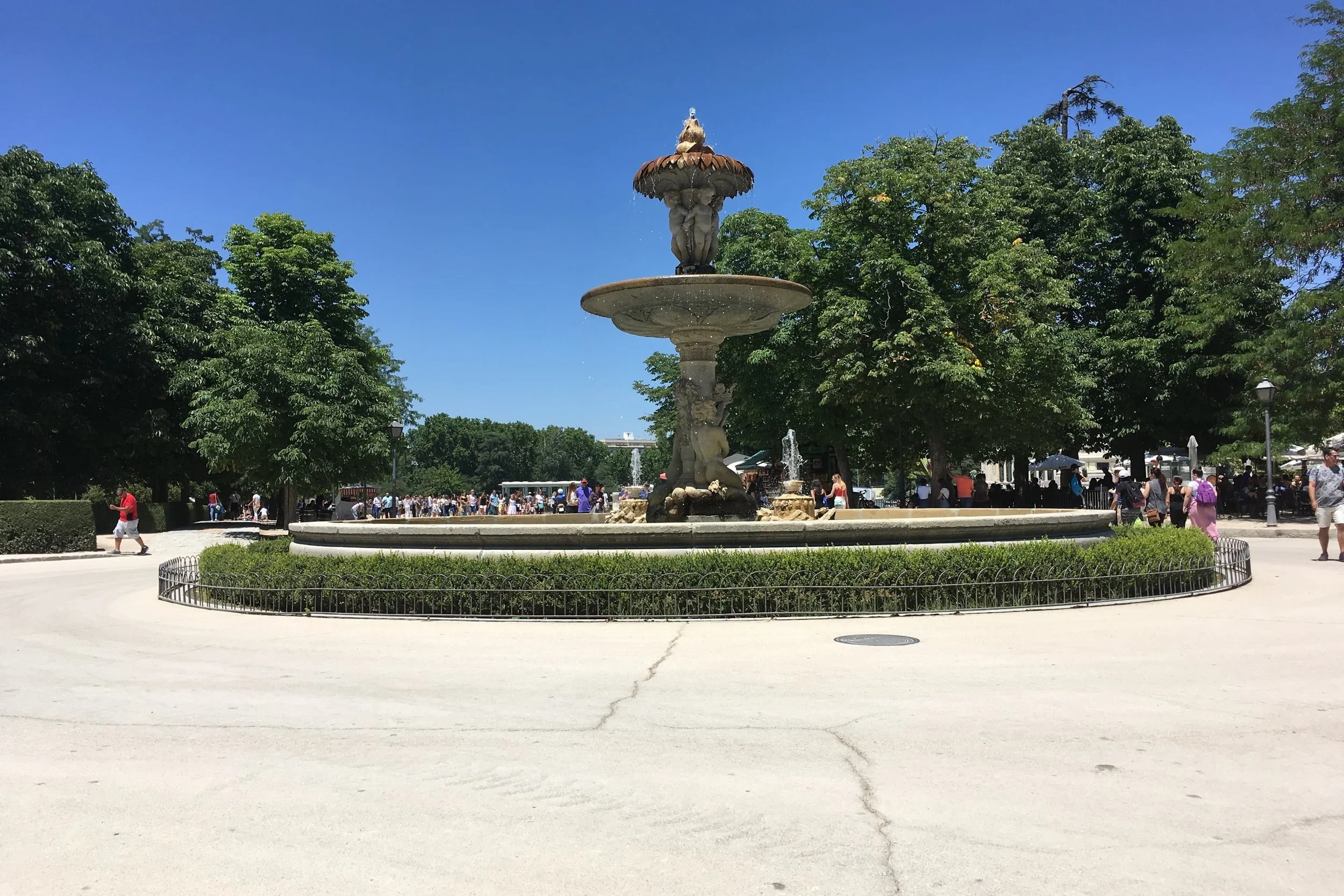 fountain in middle of park