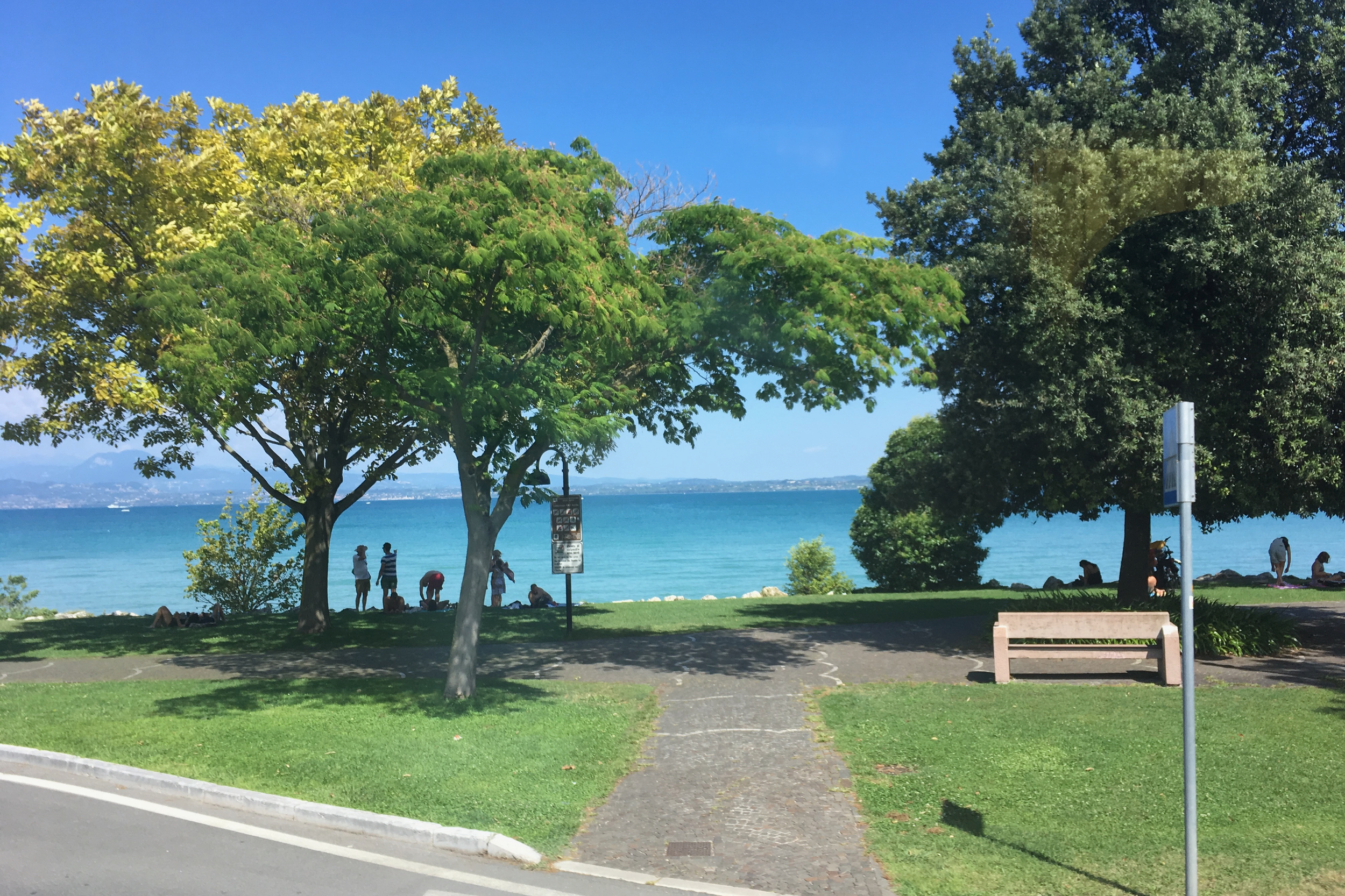 green park space lake garda