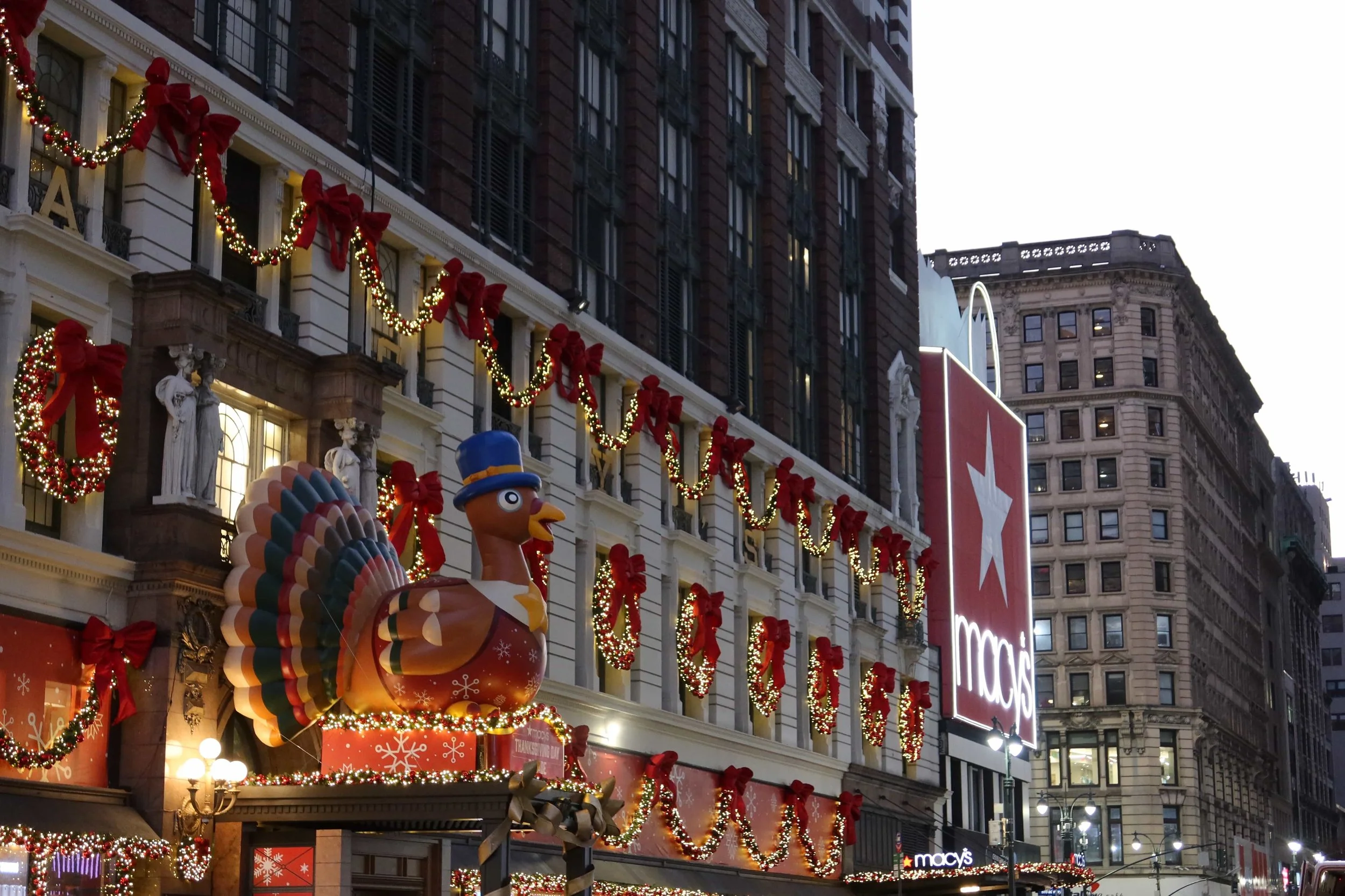 thanksgiving float macy's nyc 2025