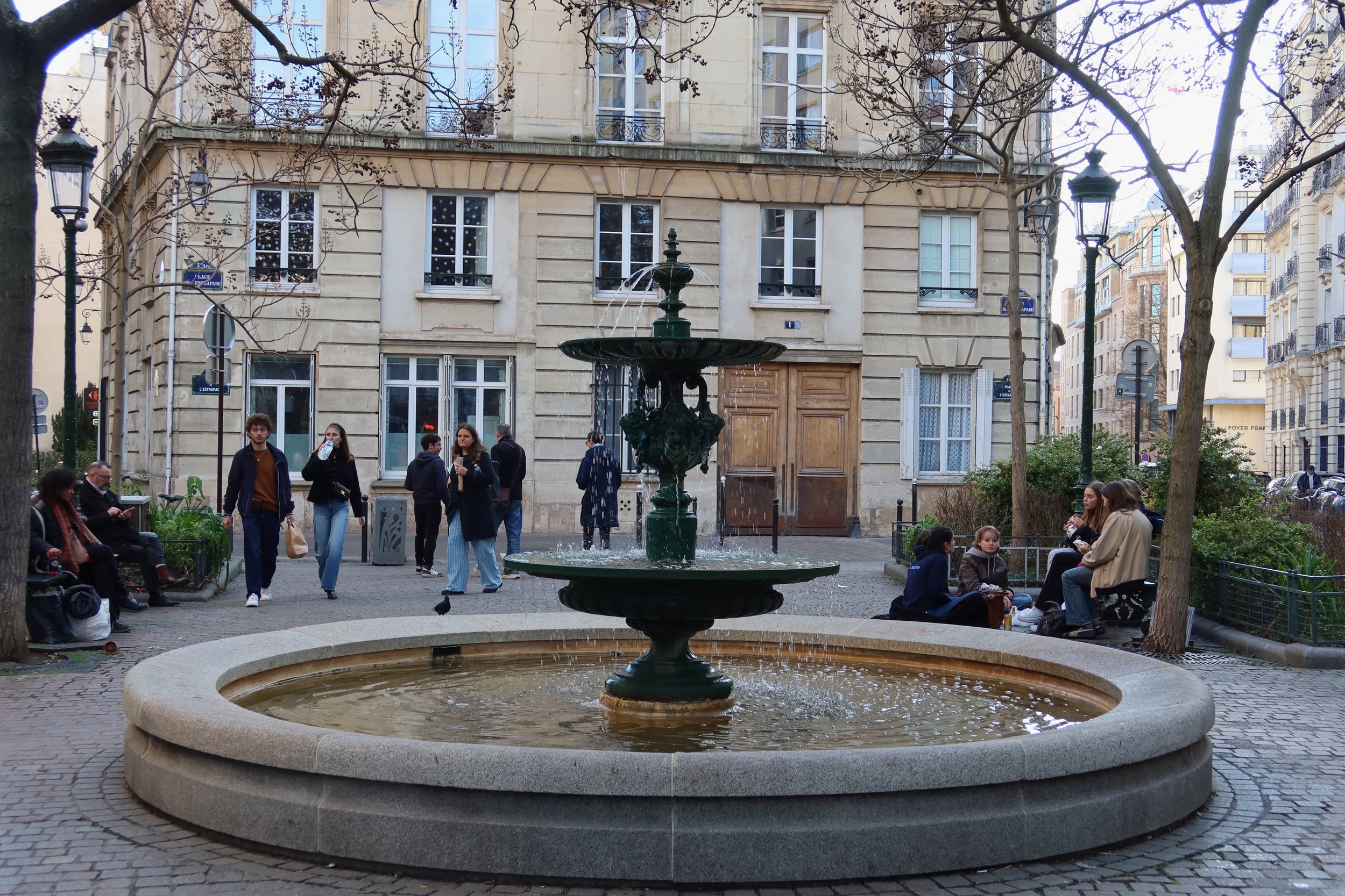 emily in paris neighborhood