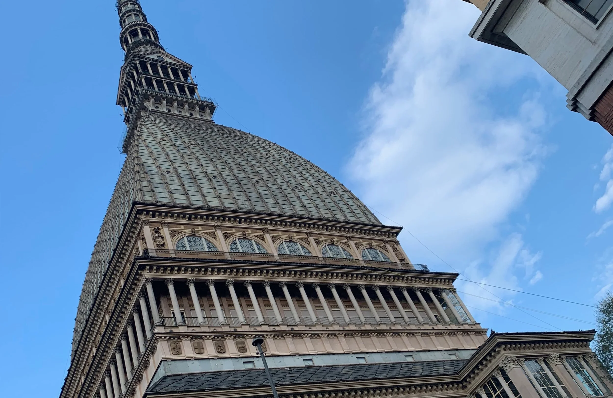 pretty detailed building in italy