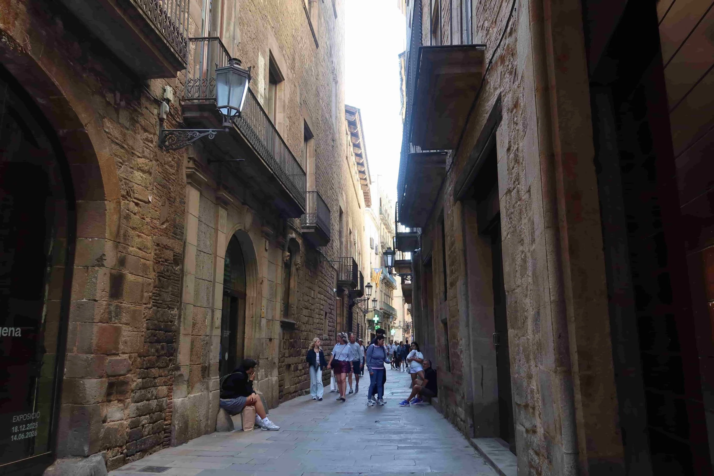 old brown wooden cobble stone street in barcelona