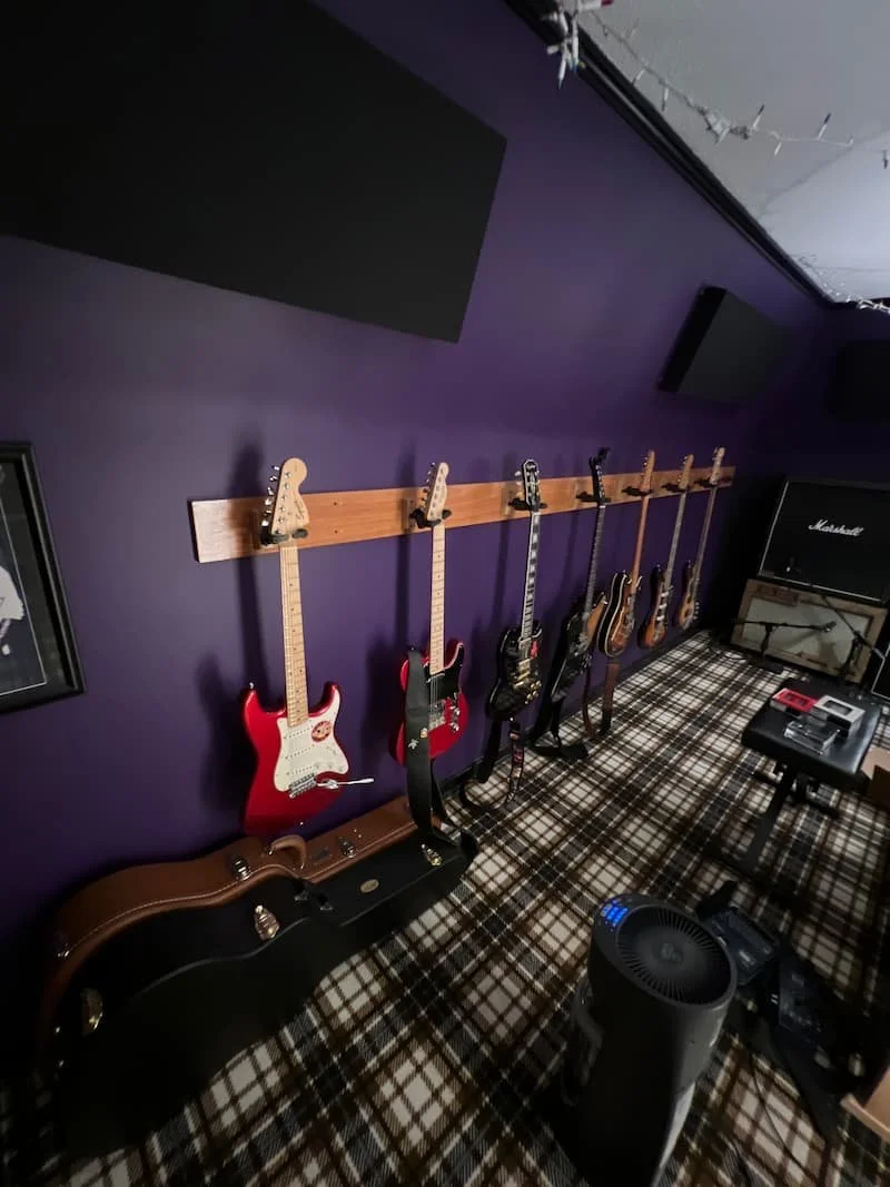 Electric guitars and acoustic treatment in Hunt The Sound recording studio