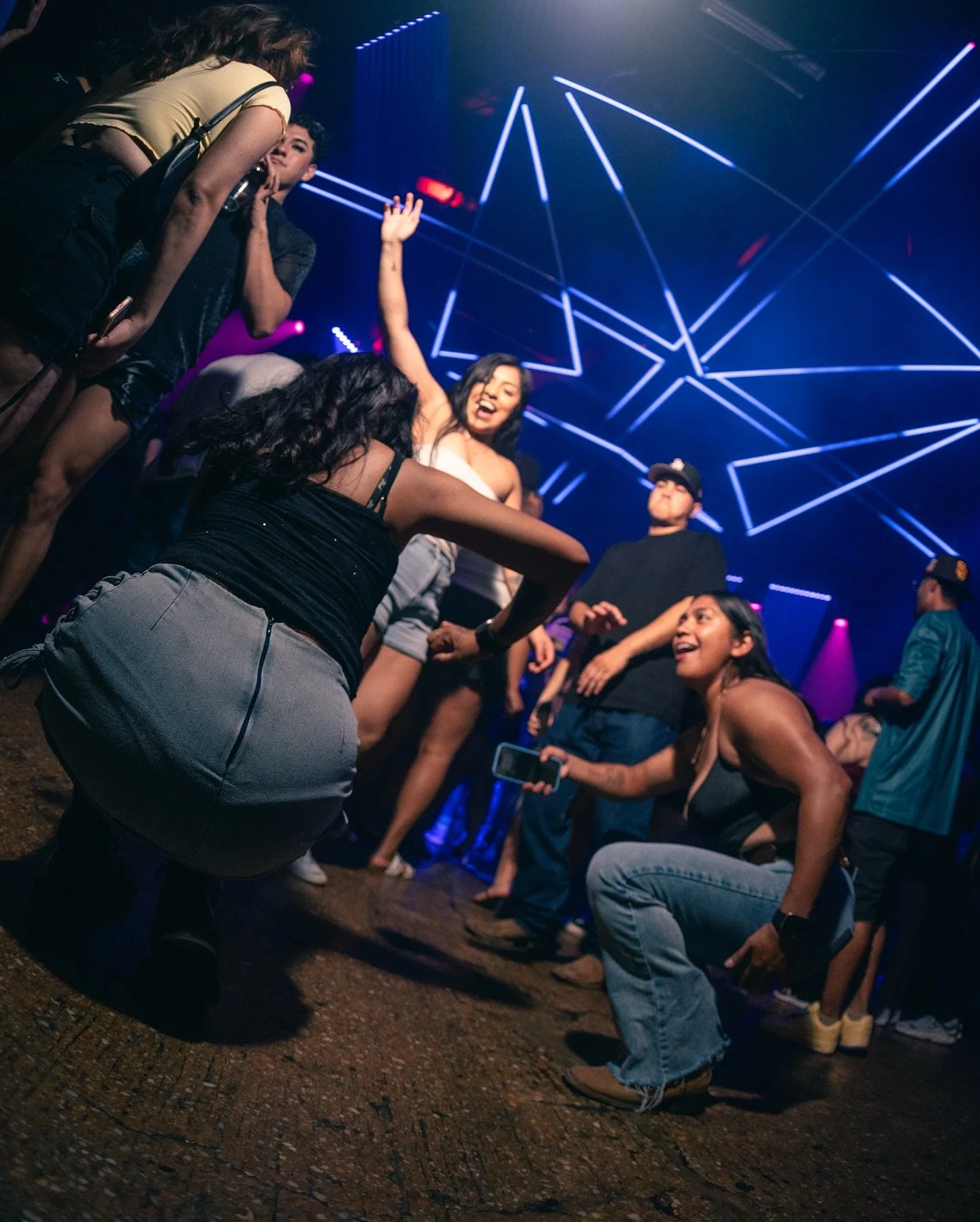 We taking the party indoors now DC, our first function of the Fall Season will be for Halloween on FRI OCT 31st at @aipopups 👻🎃 Get Your Tickets Now @ adobodmv.com!

📸: @trilljesus