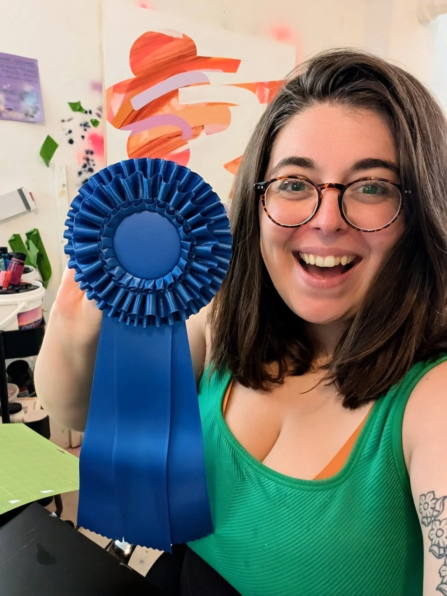 Blue Ribbons have arrived. 🏆 Time to customize them for the People Blue Ribbon Watching Project. I hava a few more ribbons that can get customized - so DM me your ideas. Get ready folks, coming to you August 21st - Sept 1st at the @mnstatefair!
.
#M