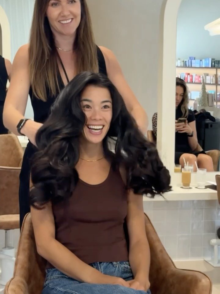 December is creeping up, so you know what that means&hellip; Christmas party time!! 

Save this for all the inspo you need for your festive season styling 🍾

🤎 bouncy currllss
🤎 70s blowout
🤎 the sleekest of sleek ponies
🤎 beachy texture
🤎 flic