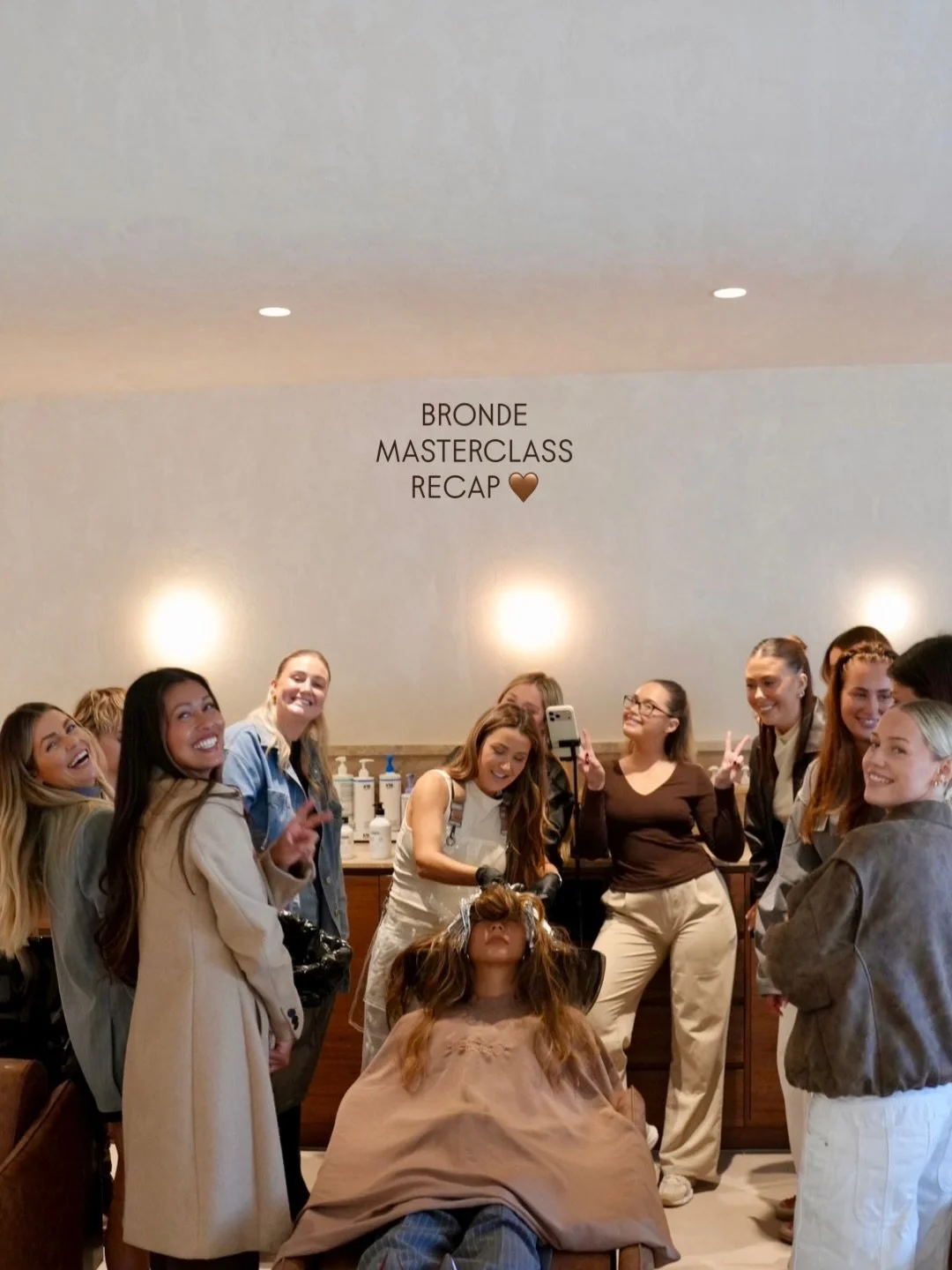 Our @kirbylagohair Bronde Masterclass recap! 

The inspo 😮&zwj;💨

One of our stunning models who decided to go darker today! Swipe to see the transformation 🤯😍

🤎

Our second beautiful model 🥰

Kirby bestowing all her best tips and tricks on ou
