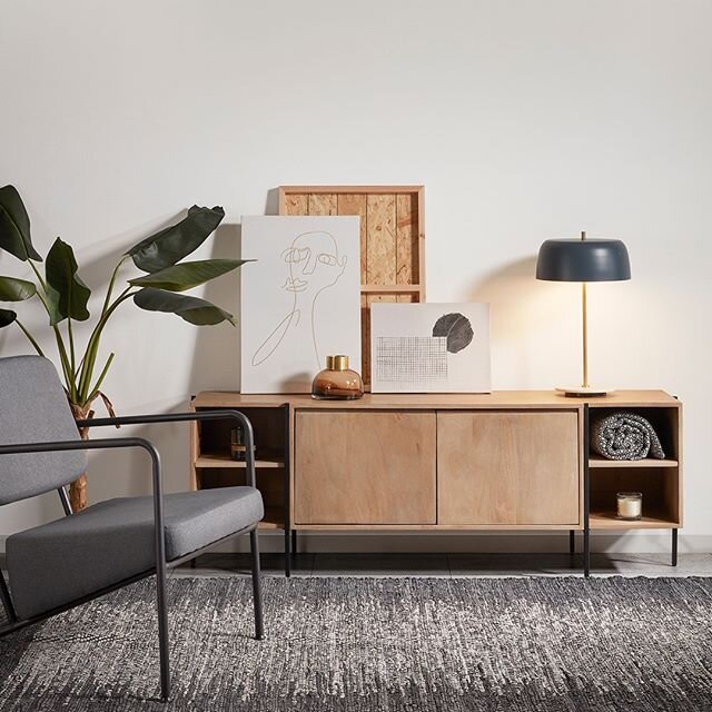 ⁠Living room inspo from @kavehome, keeping things minimal with classic design, subdued colours and natural materials. 🌿⁠
⁠
#furniture #supplierfurniture #interiors #interiordesign #interiorstyling #home #homeinspo #homedecor #modernhome #contemporar
