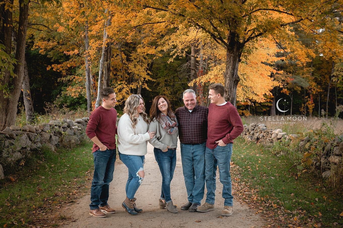I&rsquo;m a bit behind on my posting but I had a great time with this fabulous family back in October! It was very apparent that they have so much love for each other and also have so much fun together- what a great combination! 💕 thank you Espinola