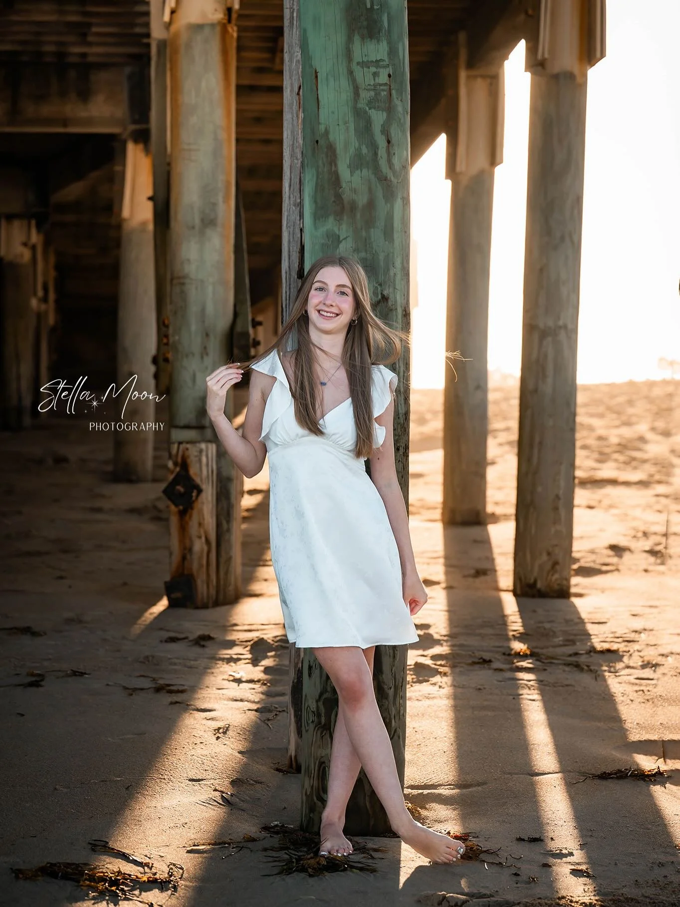 Another night.. another beautiful senior!! We had the most magical, cotton-candy sky last night for Emily&rsquo;s senior session!! And thanks to Hurricane Erin- the ocean waves 🌊 were stunning!! Thank you Emily and family for an amazing night!! 💕