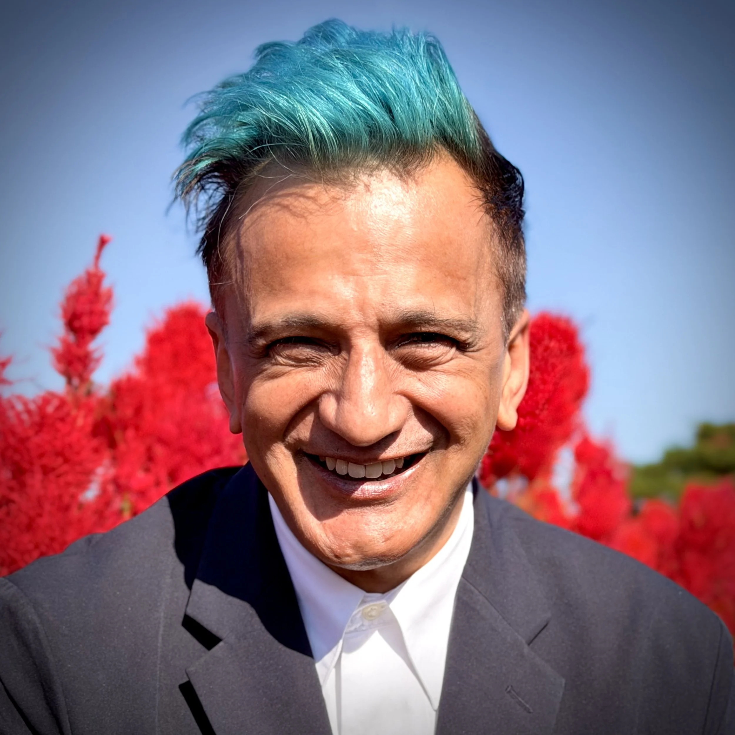 Adjani profile image 26 4-square ratio.jpg