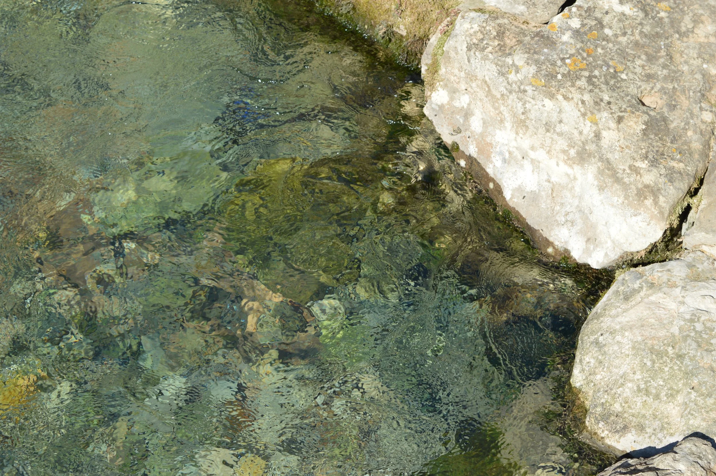 Grota-Casa nas Fontes-Leiria.JPG